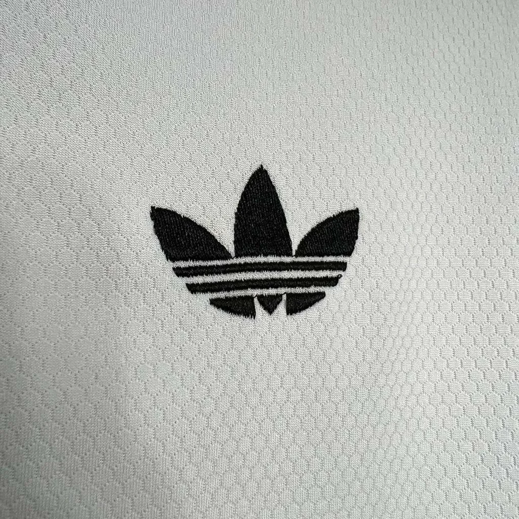 2024/2025 Juventus Goalkeeper Soccer Jersey 1:1 Thai Quality:football jersey mysite: unitedjerseyfootball 邓江浪:football