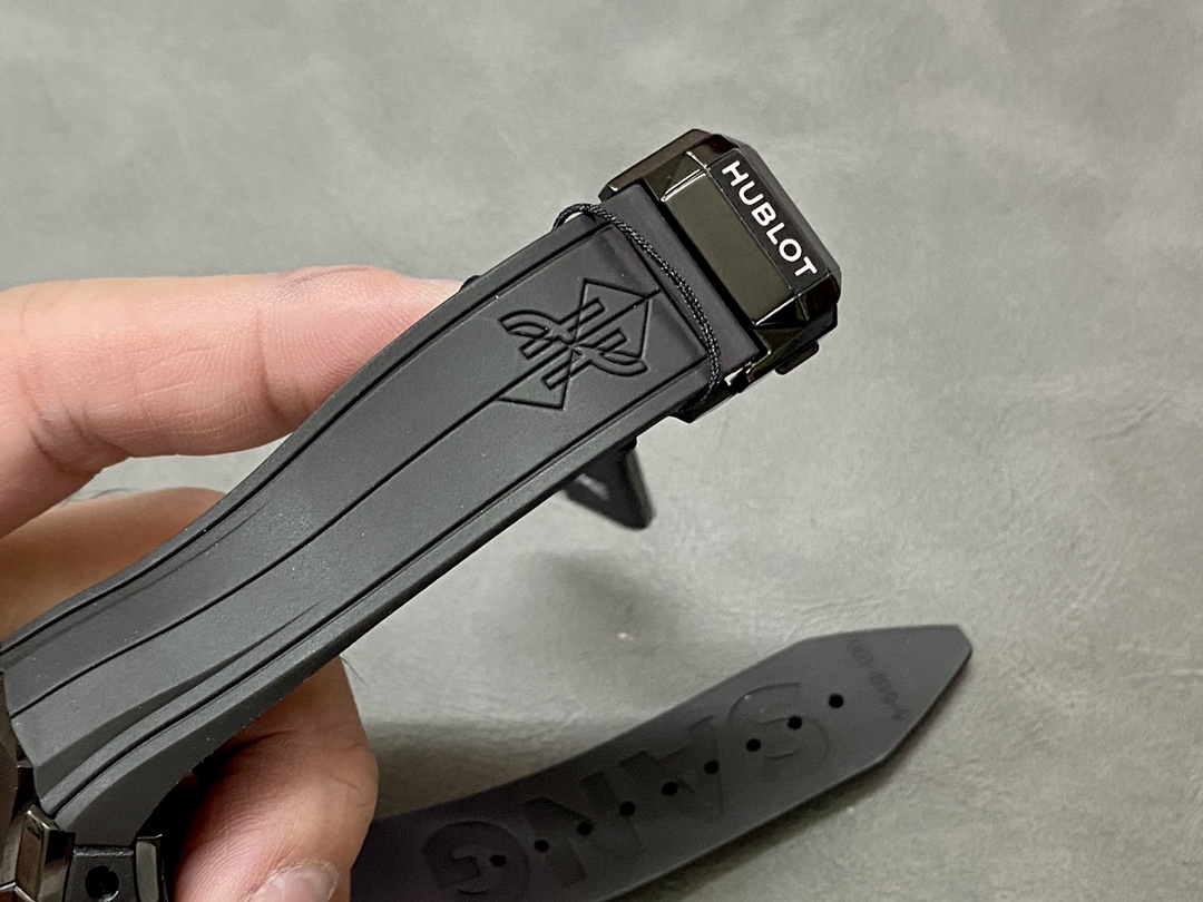 Hublot Spirit Of Big Bang 648.CX.0114.RX.MXM23 Replica Watch-fasswatch