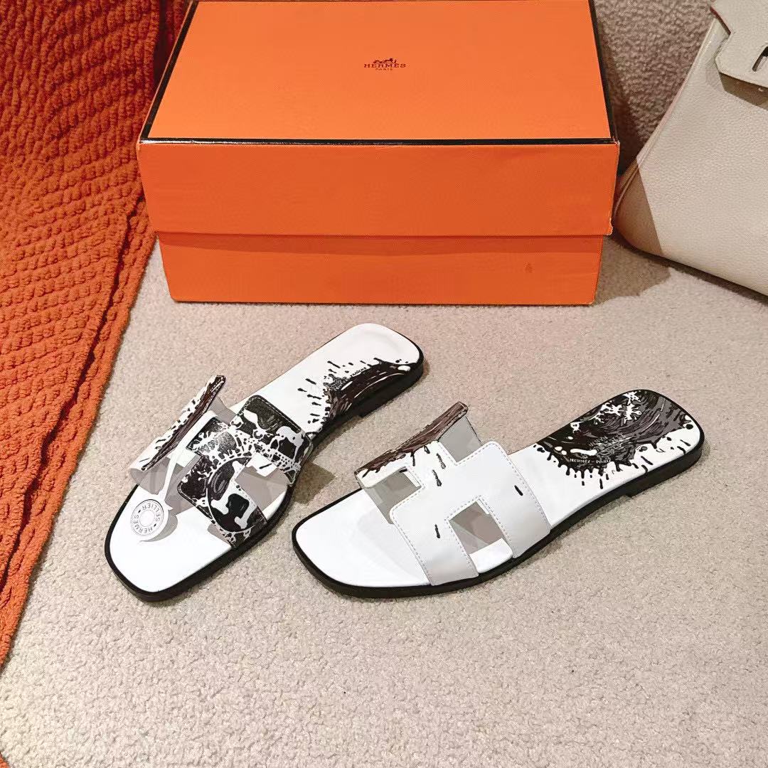 0RAN SANDAL IN BLACK MIX WHITE CALFSKIN、mysite、Cacoeks