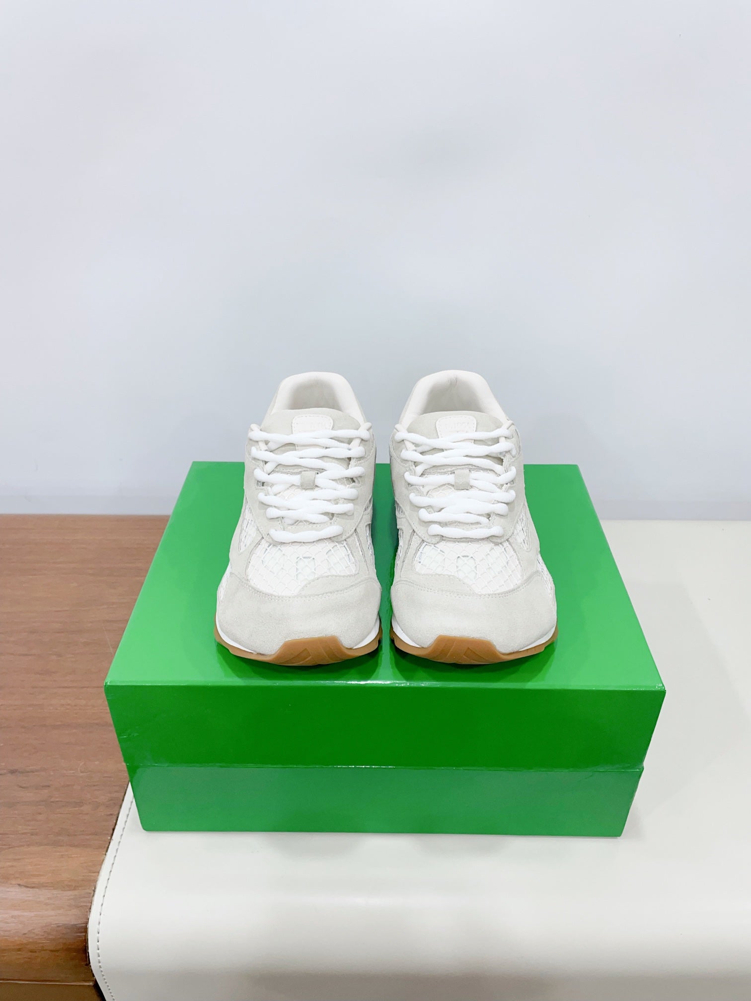 ORBIT SNEAKER IN SEA SALT SUEDE AND TECHNICAL MESH、mysite、Cacoeks