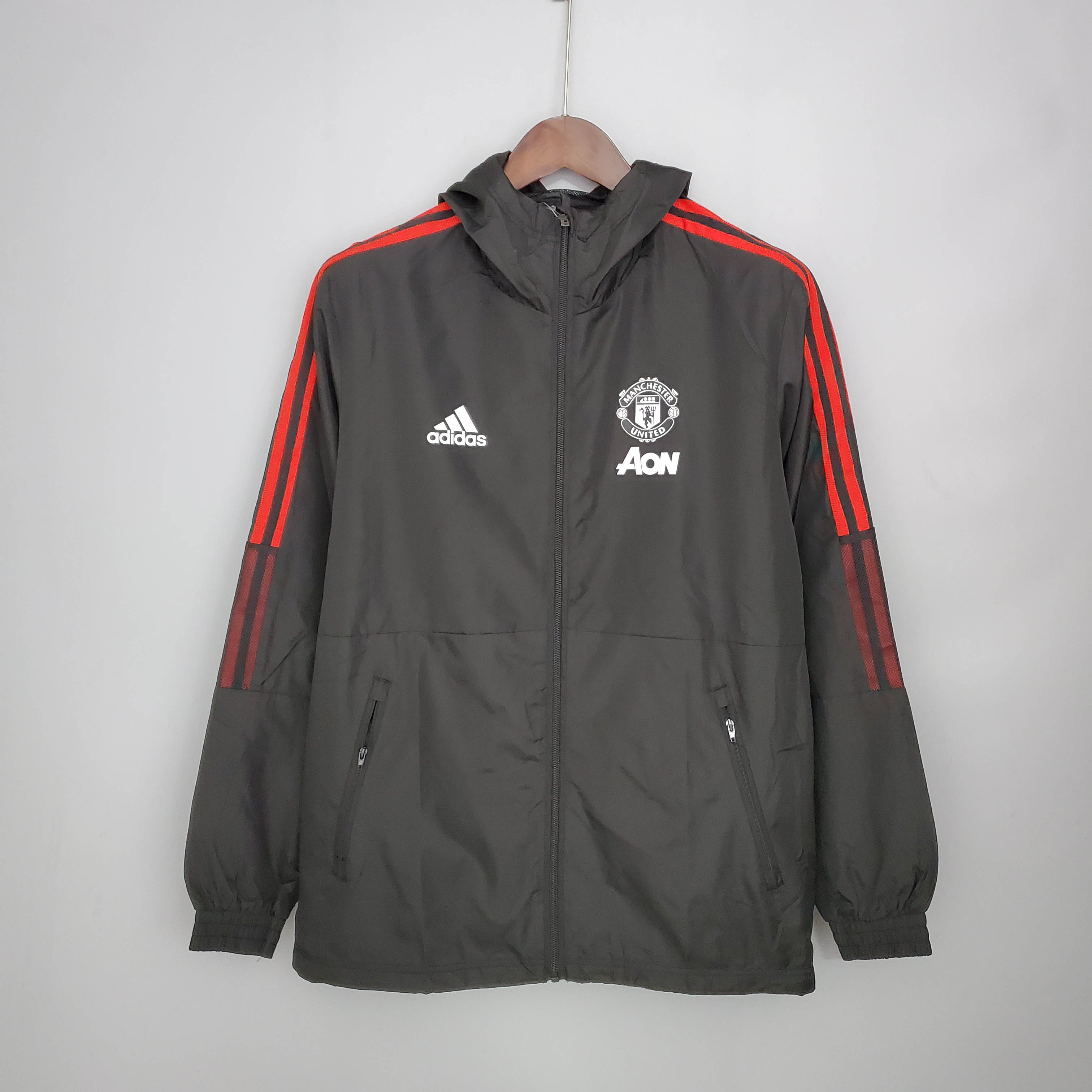 2021/2022 Manchester United Jersey Windbreaker Black:football jersey mysite: unitedjerseyfootball 邓江浪:football