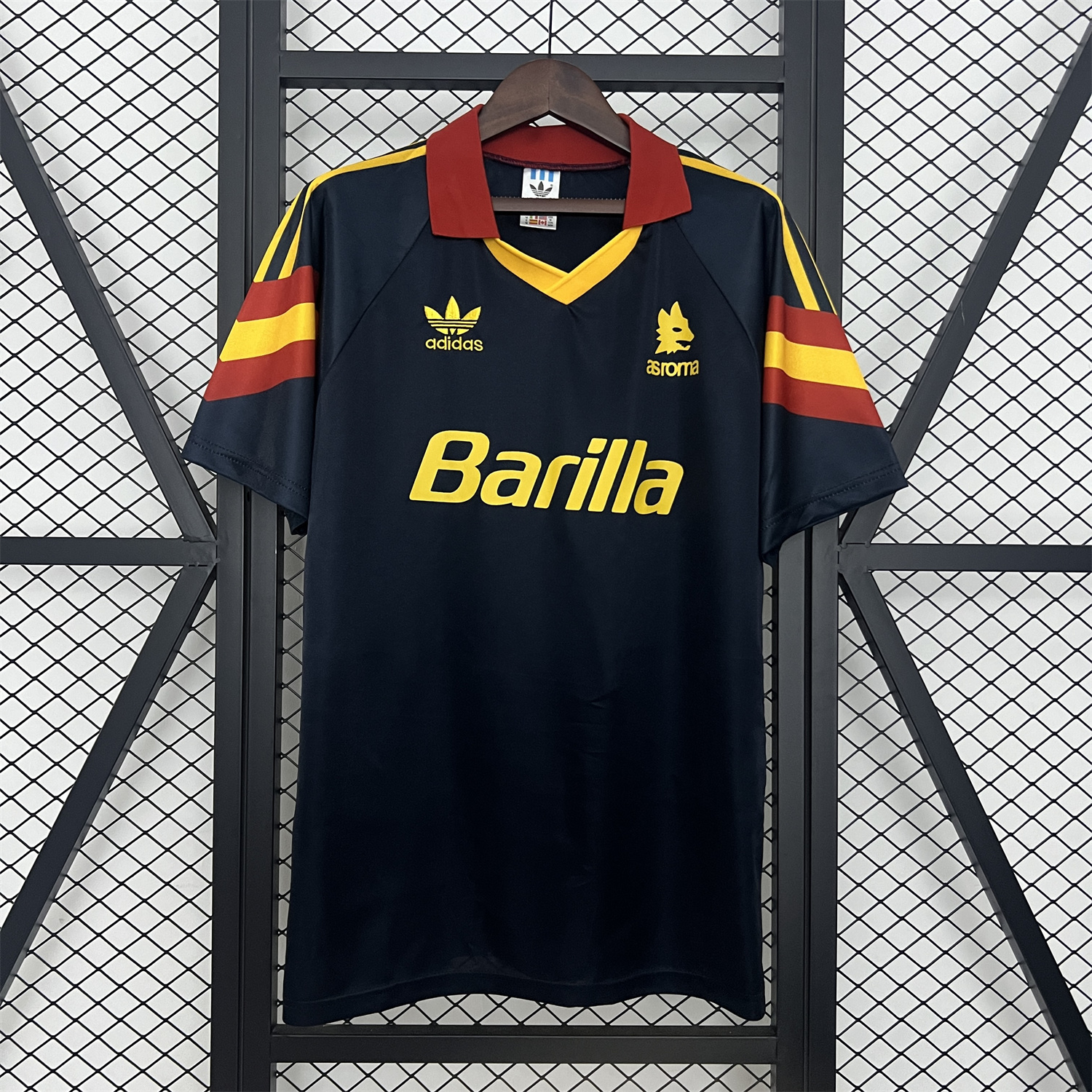 GlobeJersey-Retro Roma 1991-92 Third Jersey