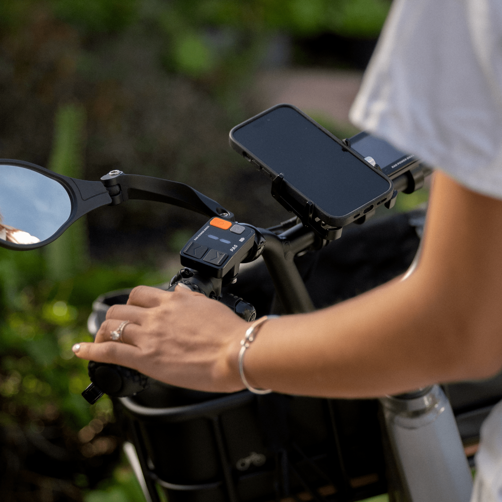 GUB PRO-3 Phone Mount、mySite、bearsvspackers