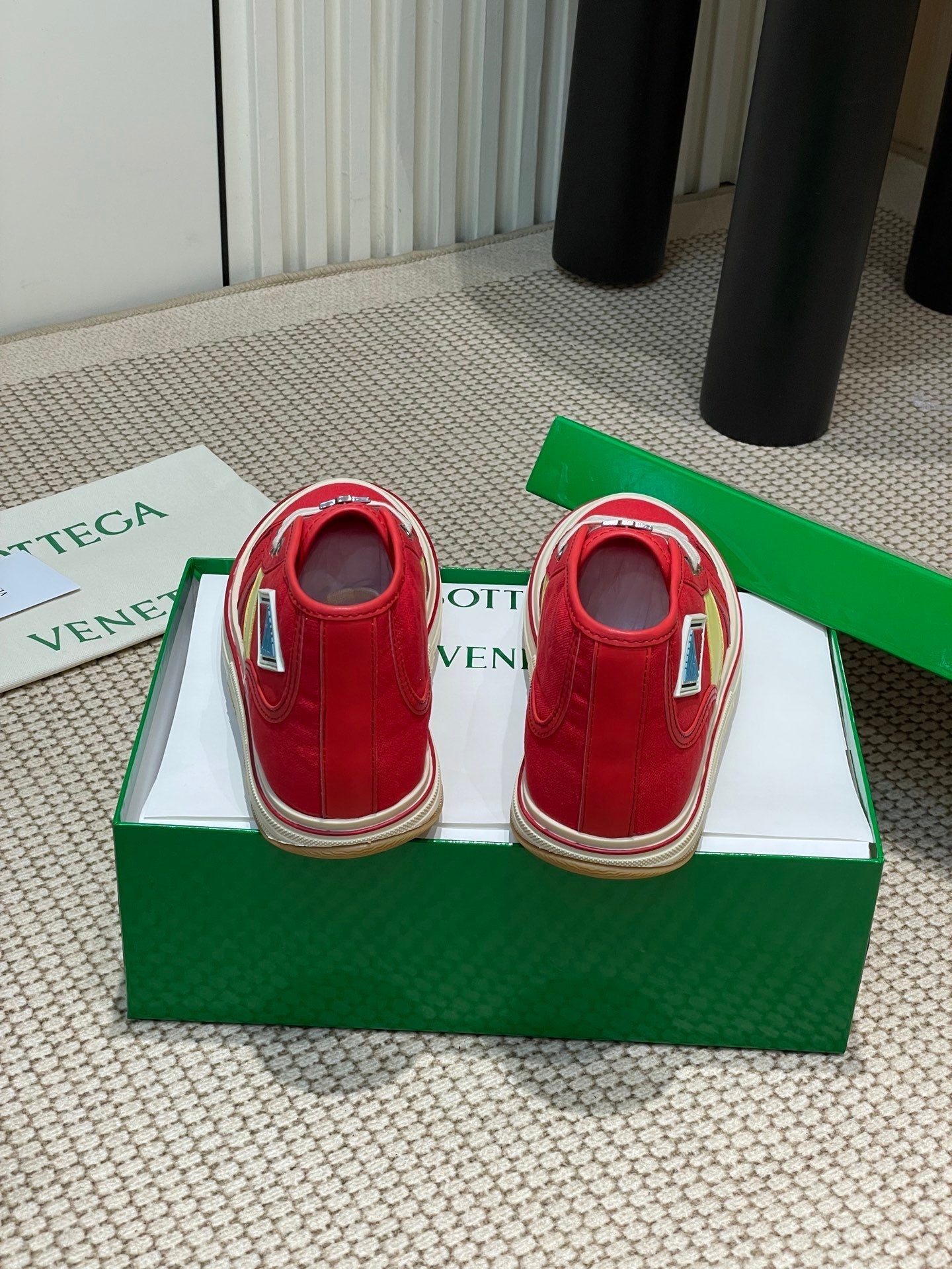 ELIOT SNEAKER IN CHERRY RED CANVAS AND CALFSKIN、mysite、Cacoeks