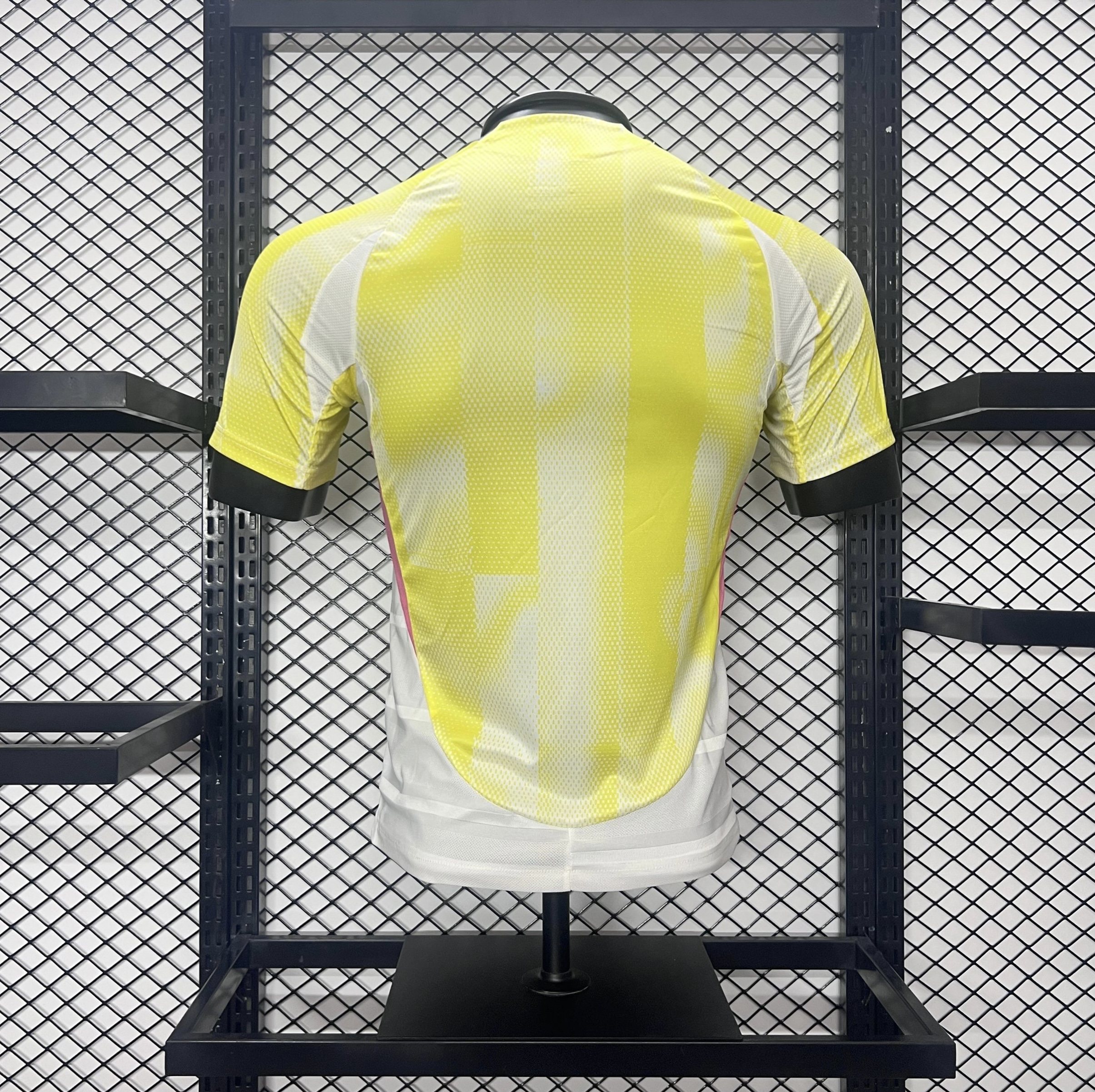 ManixJersey.com | Juventus 24-25 Away Jersey - Player Version -Customize Name, Number and Patch | Worldwide Shipping