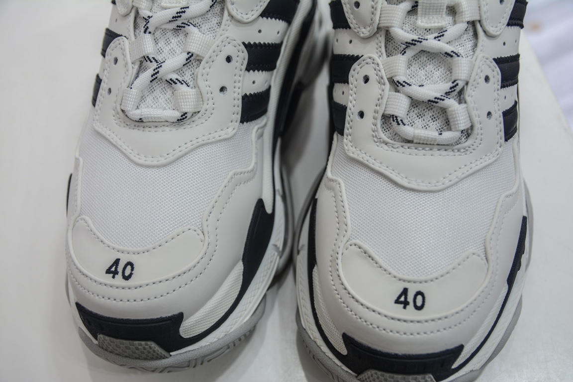 Balenciaga Triple S Sneaker x Adidas in White、mysite、Cacoeks