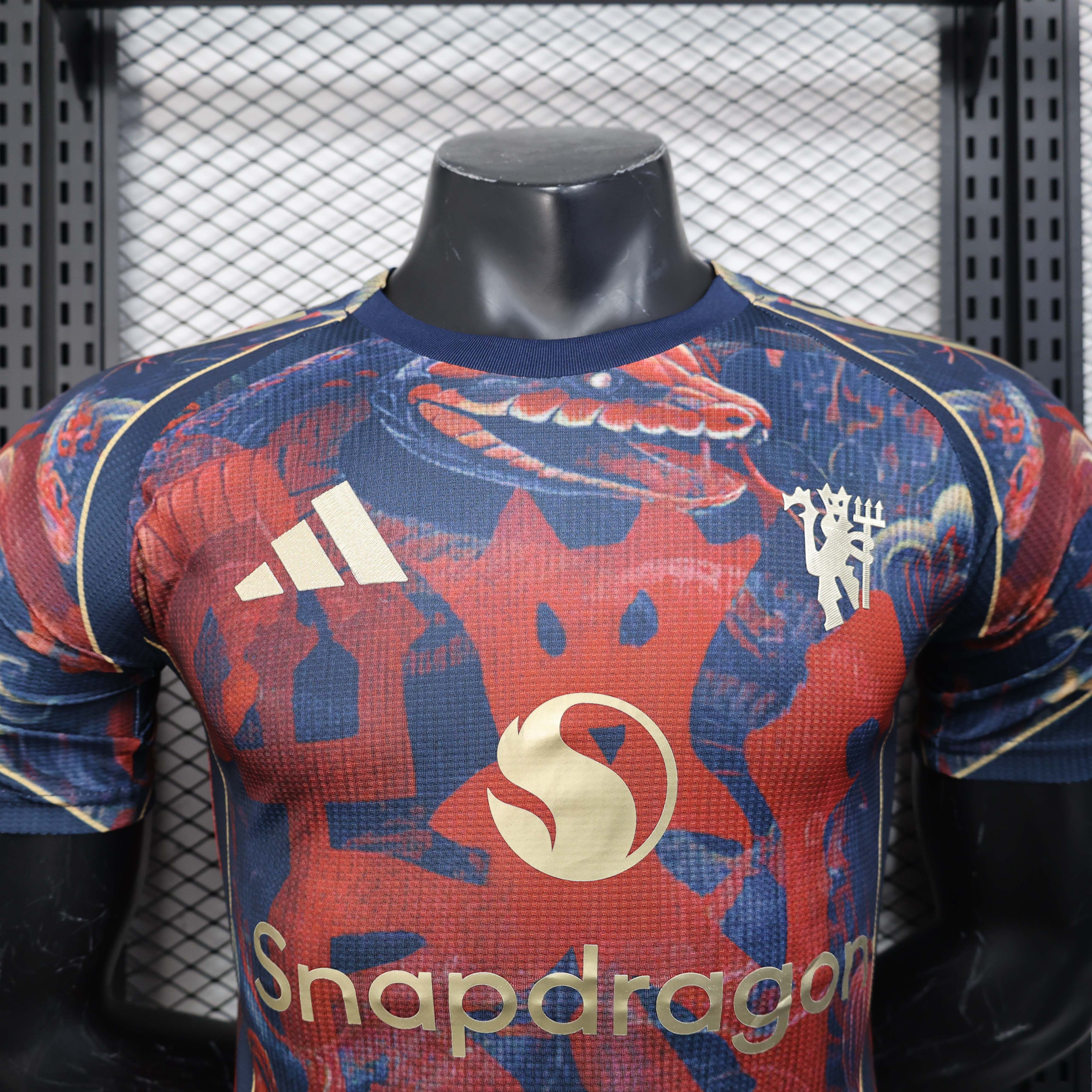 2025/2026 Player Version Manchester United Special Edition Red Football Shirt 1:1 Thai Quality:football jersey mysite: unitedjerseyfootball 邓江浪:football