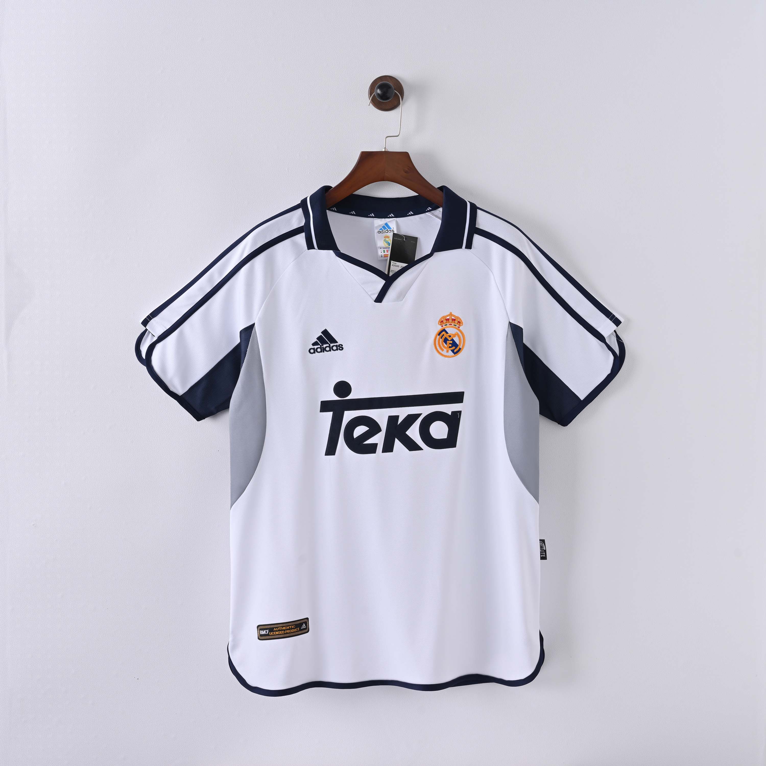 2000/2001 Retro Real Madrid Home Football Shirt 1:1 Thai Quality:football jersey mysite: unitedjerseyfootball 邓江浪:football