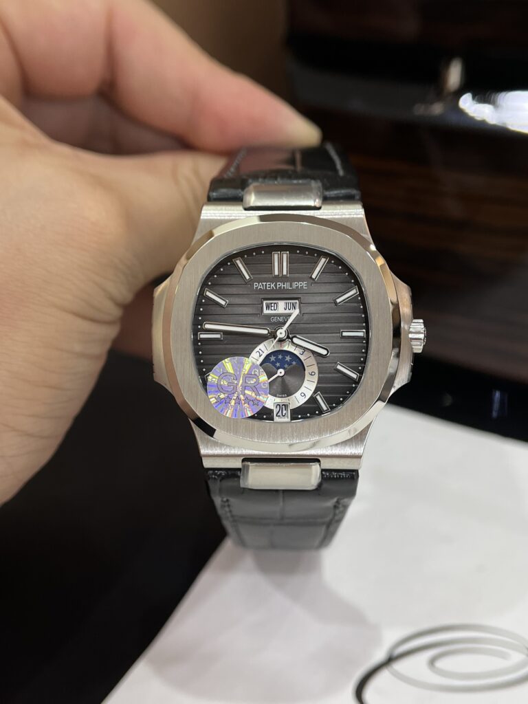 Đồng Hồ Patek Philippe 5726G Dây Da Màu Đen GRF 40 (3)