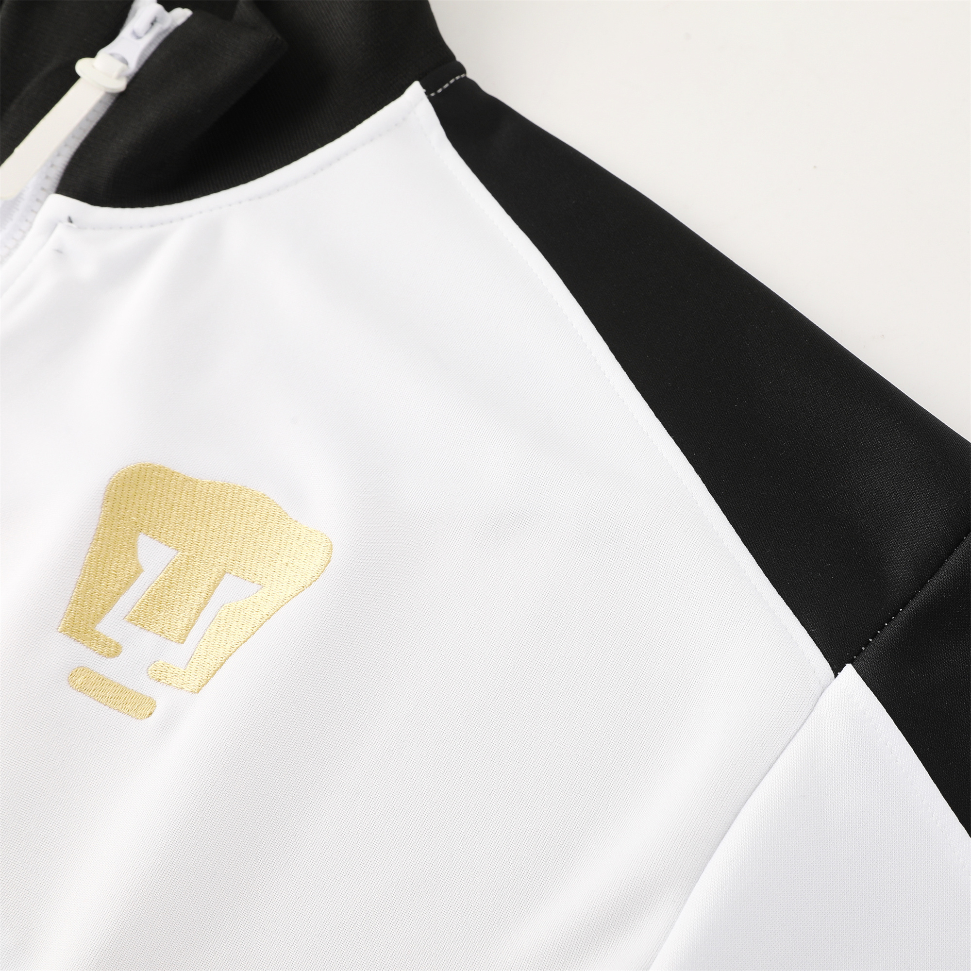 ManixJersey.com | Pumas UNAM 24-25 Jacket Training Tracksuit - White -Customize Name, Number and Patch | Worldwide Shipping