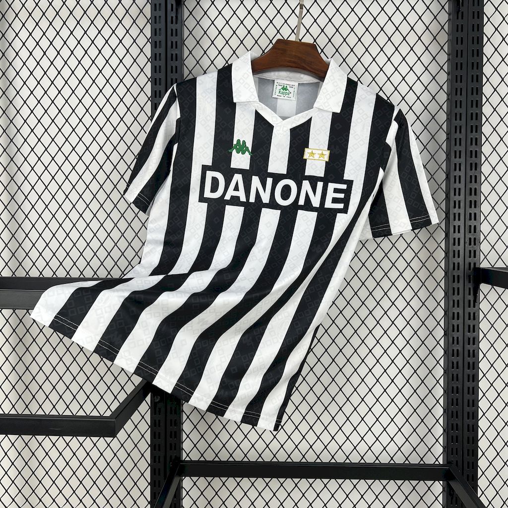 ManixJersey.com | Retro Juventus 1992-94 Home Jersey -Customize Name, Number and Patch | Worldwide Shipping