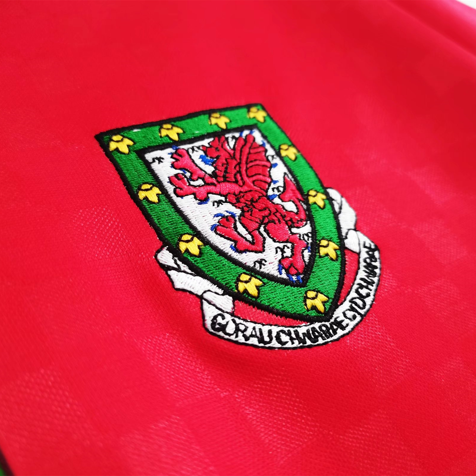 Higojerseys-Retro Wales 1996 Home Stadium Jersey
