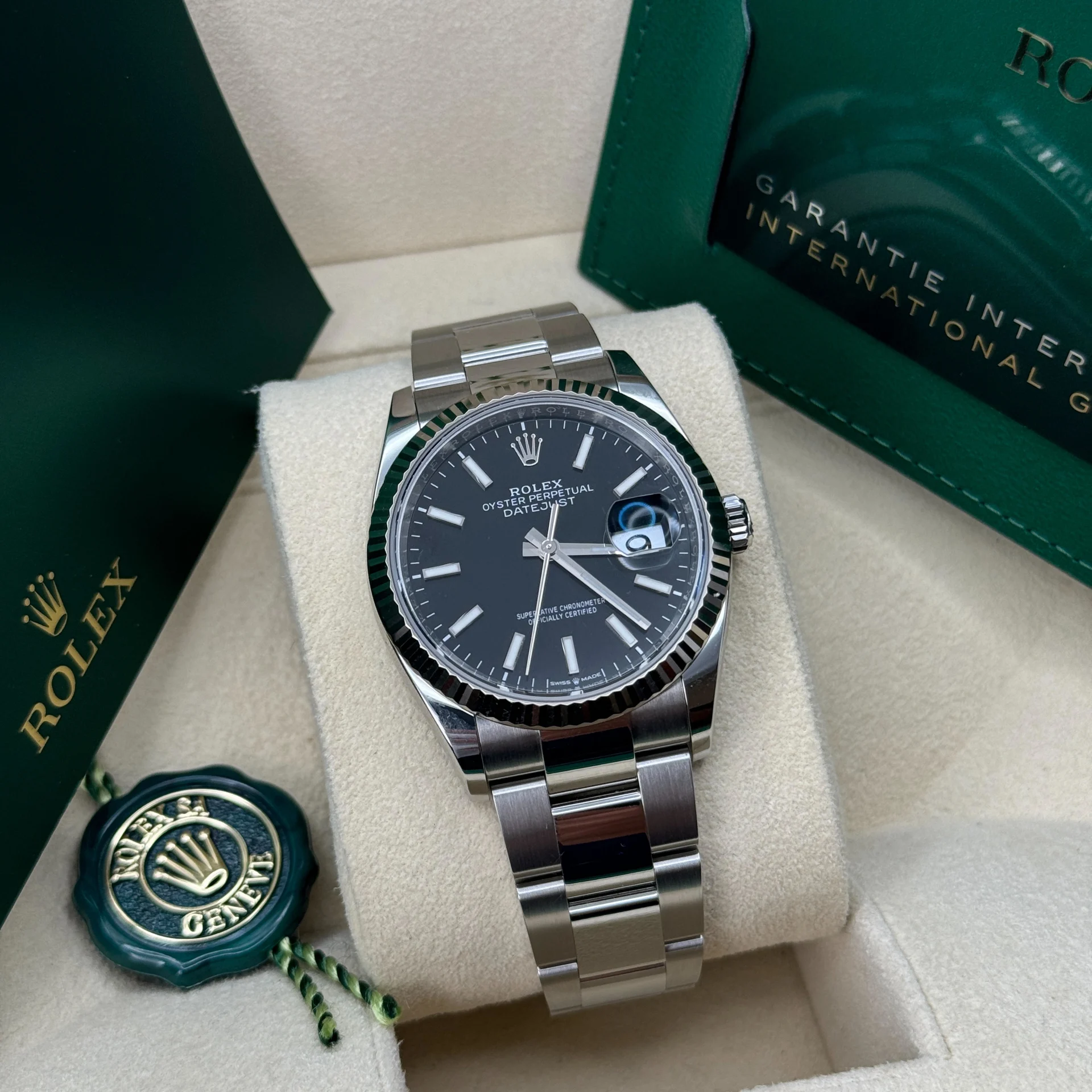 兼职  林炎: luxecystore