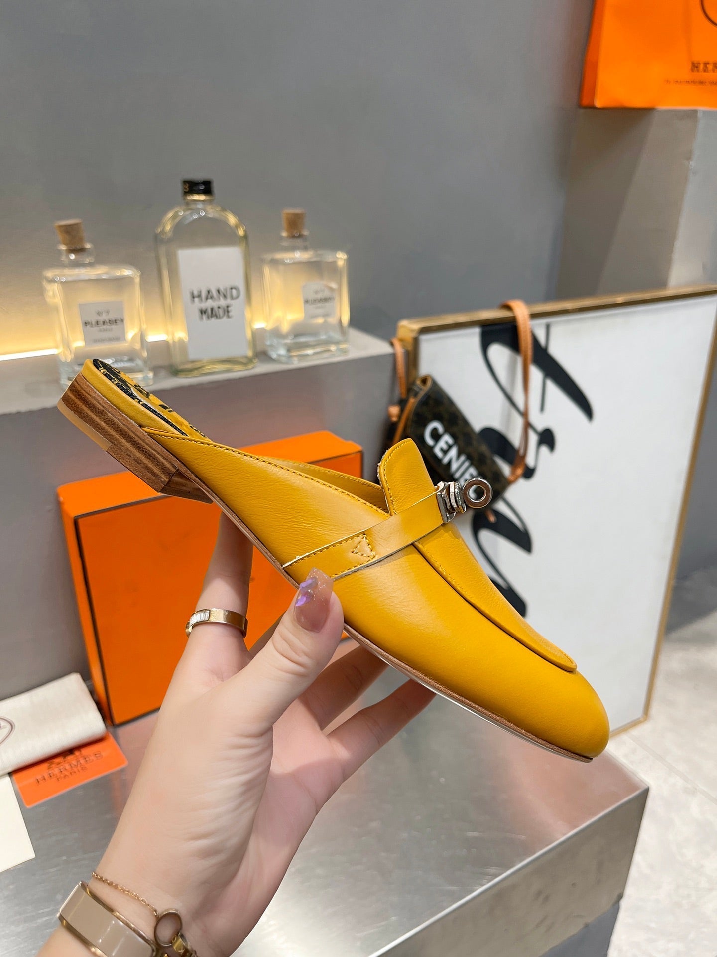 0Z MULE AMBER CALFSKIN WITH PATTERN、mysite、Cacoeks