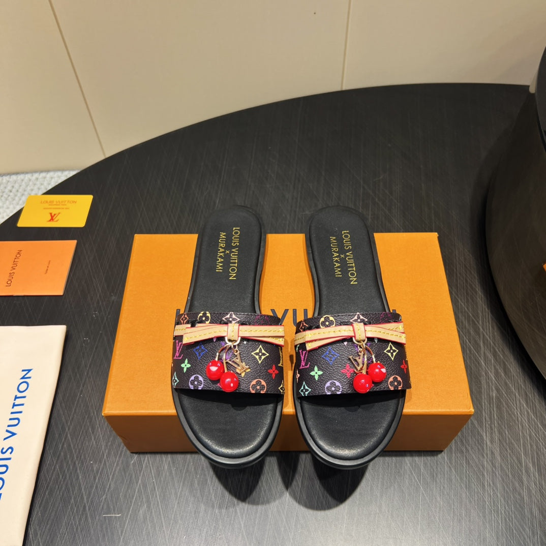 LV SLIDE SANDALS LOGO PRINT 25S IN BLACK CALFSKIN WITH CHERRY BLOSSOM BUCKLE、mysite、Cacoeks