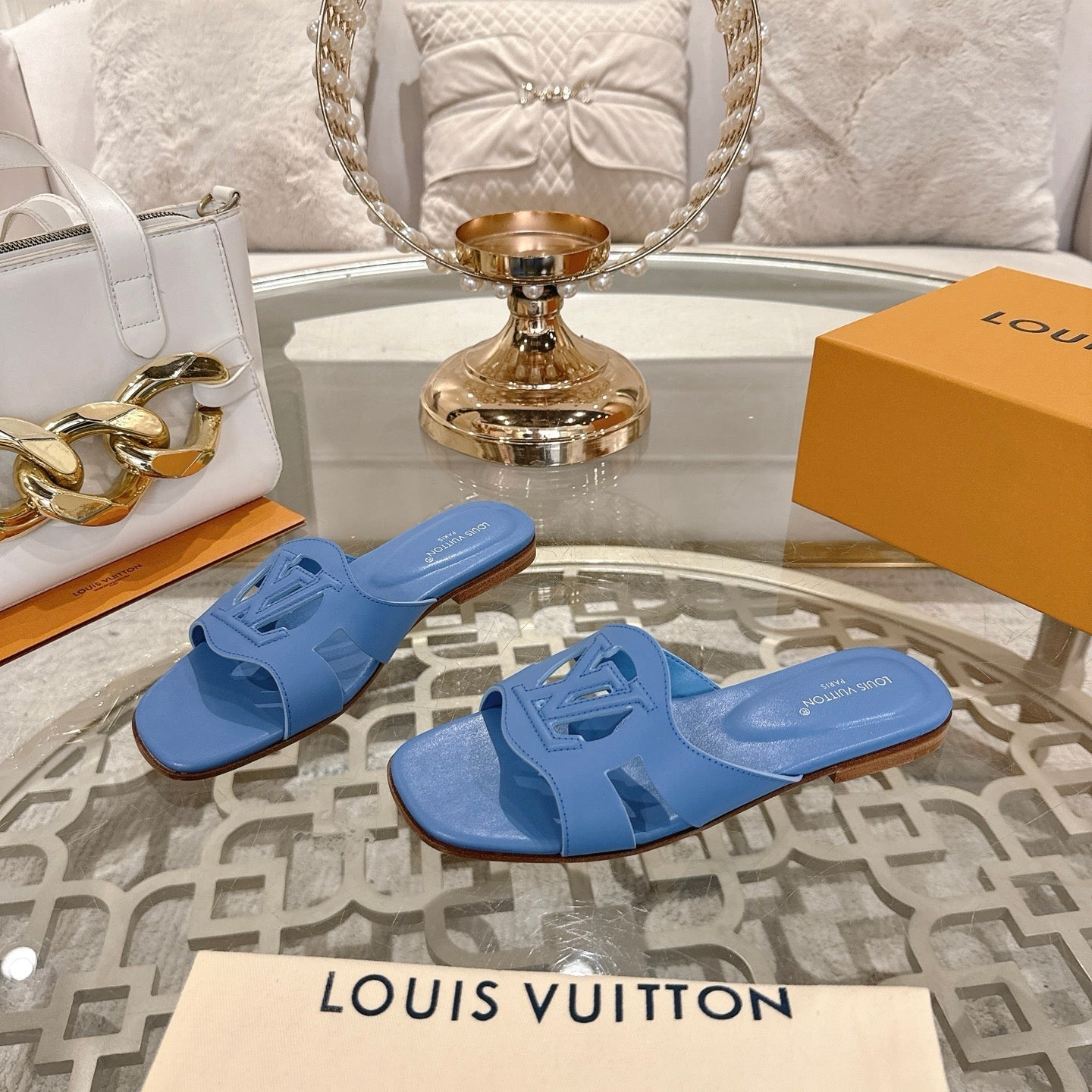 ISOLA FLAT SLIDE IN CORNFLOWER BLUE CALFSKIN、mysite、Cacoeks