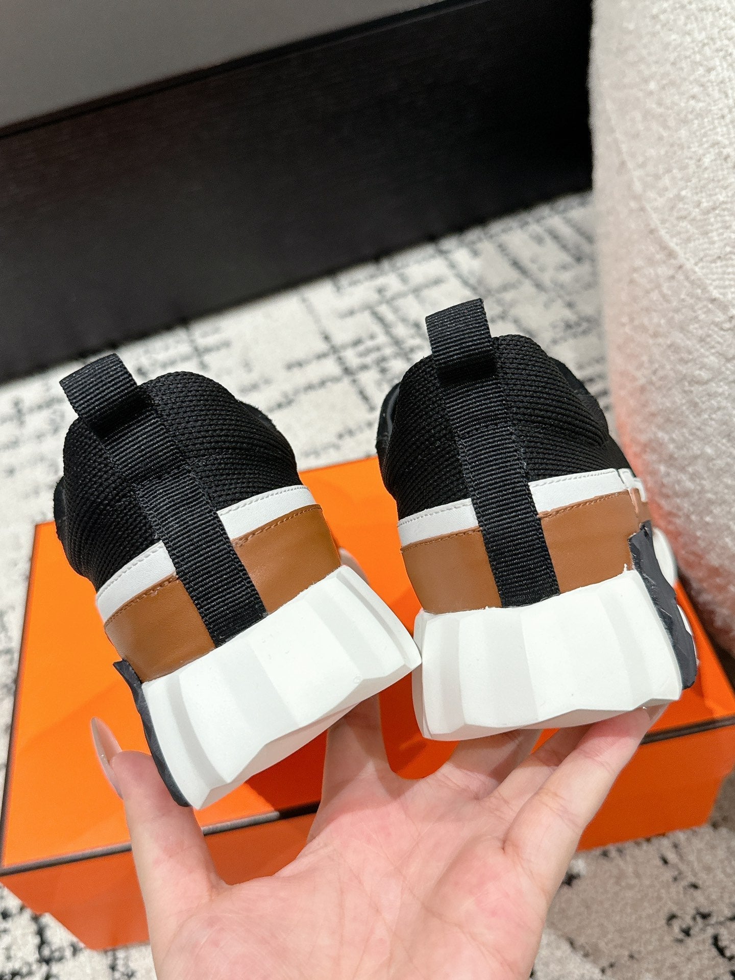 BOUNCING SNEAKER IN BRONZE BROWN CALFSKIN AND BLACK FABRIC、mysite、Cacoeks