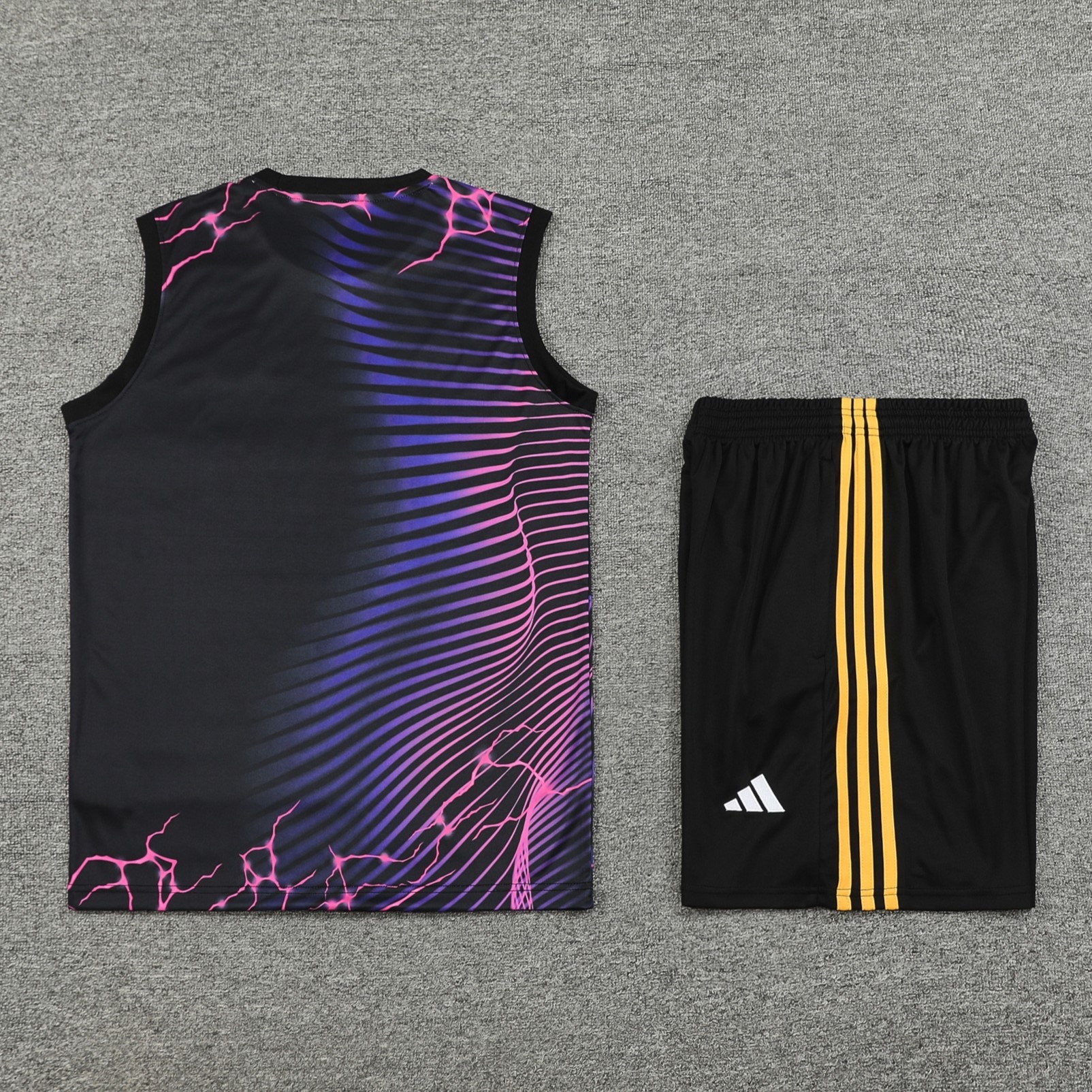 Higojerseys-Real Madrid 24-25 Vest Training Set - Purple & Black Leopard