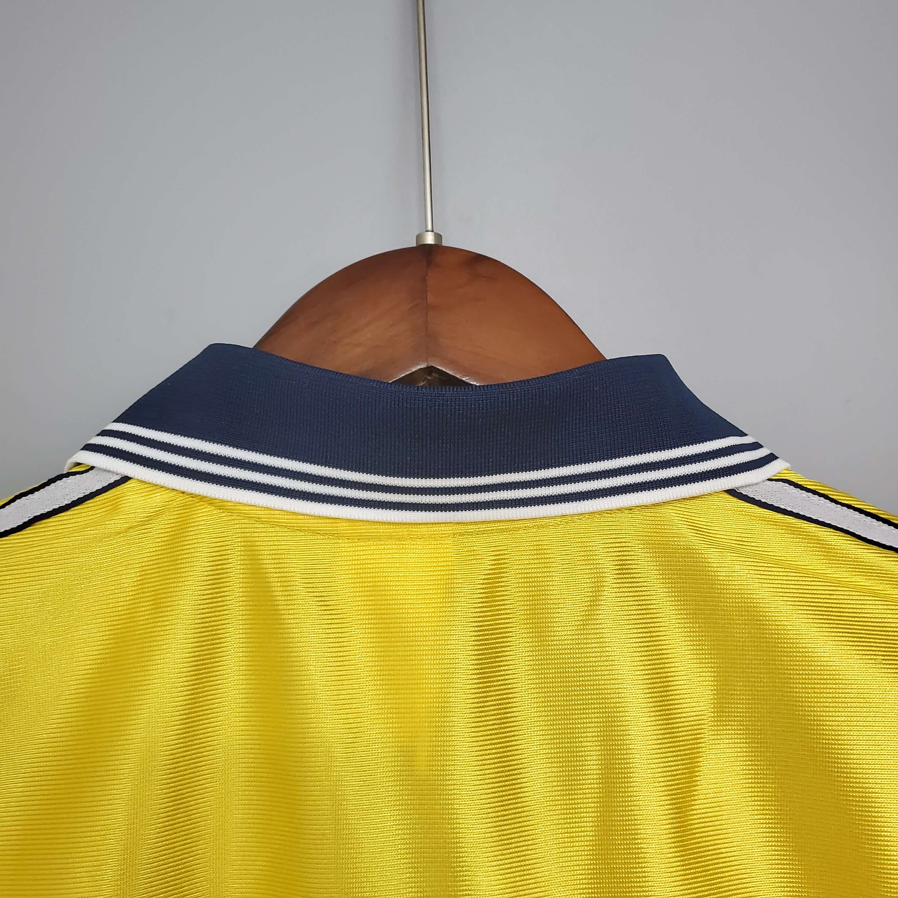 Higojerseys-Retro Marseille 1998-99 Third Jersey