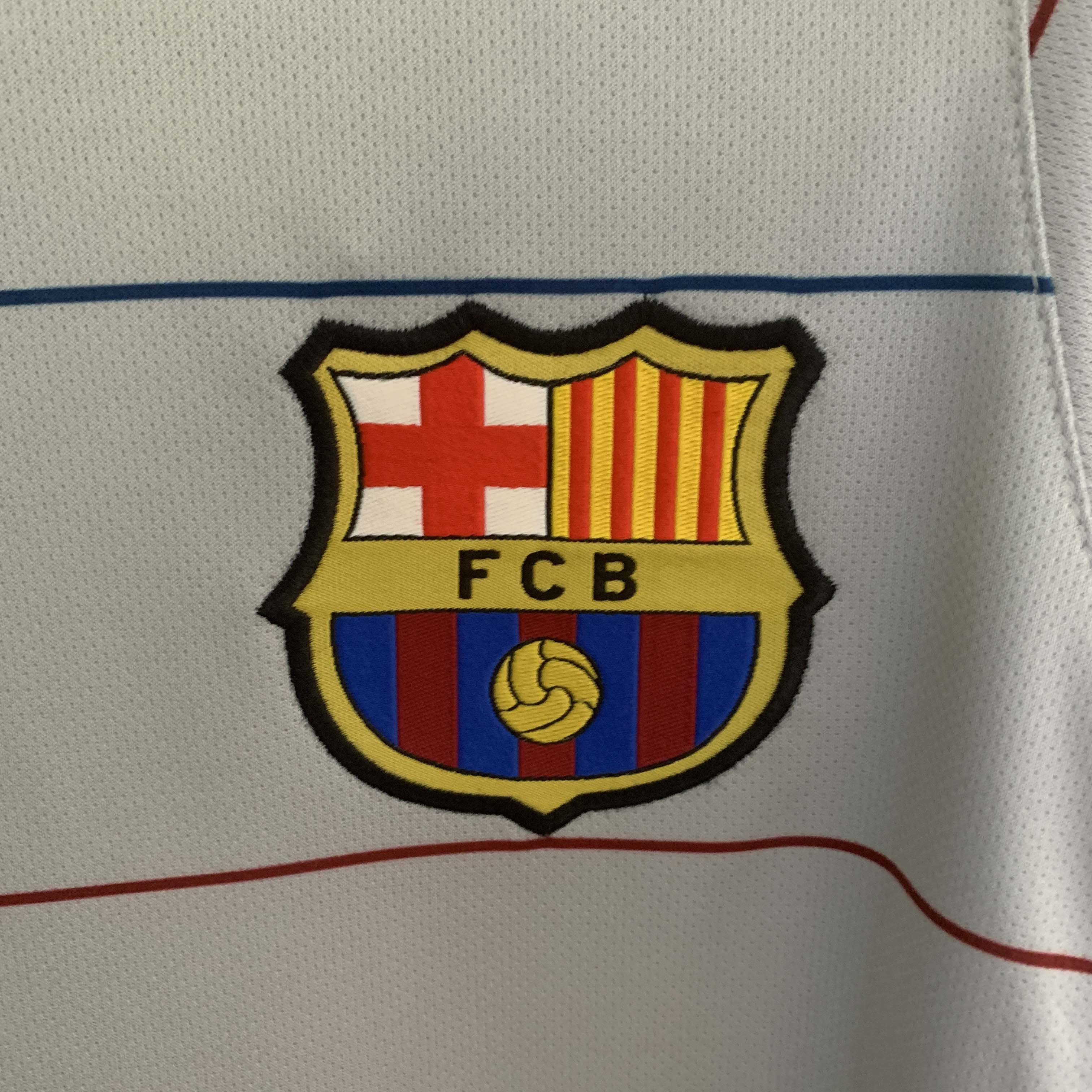 2003/2004 Retro Barcelona Away Football Shirt 1:1 Thai Quality:football jersey mysite: unitedjerseyfootball 邓江浪:football