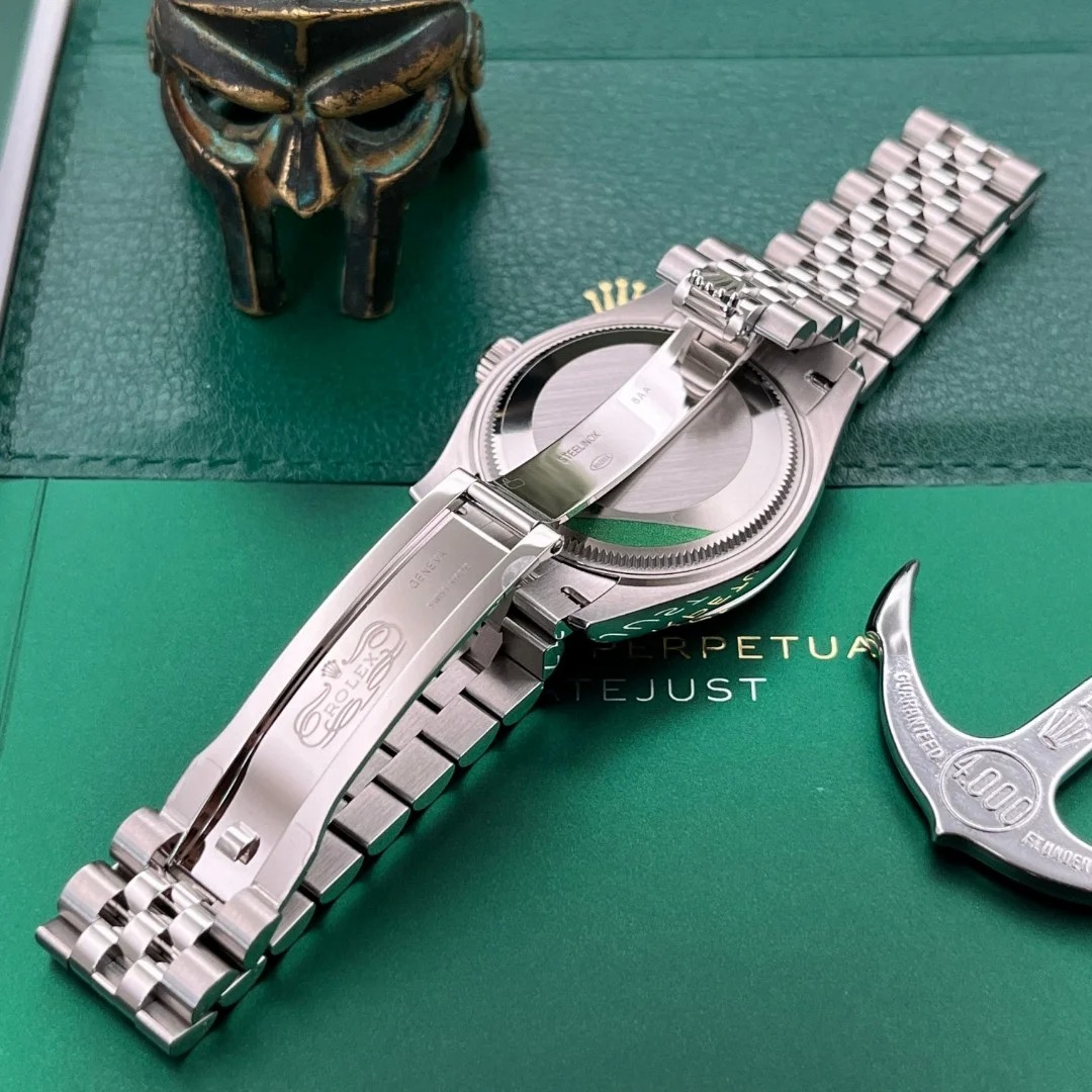 兼职  林炎: luxecystore