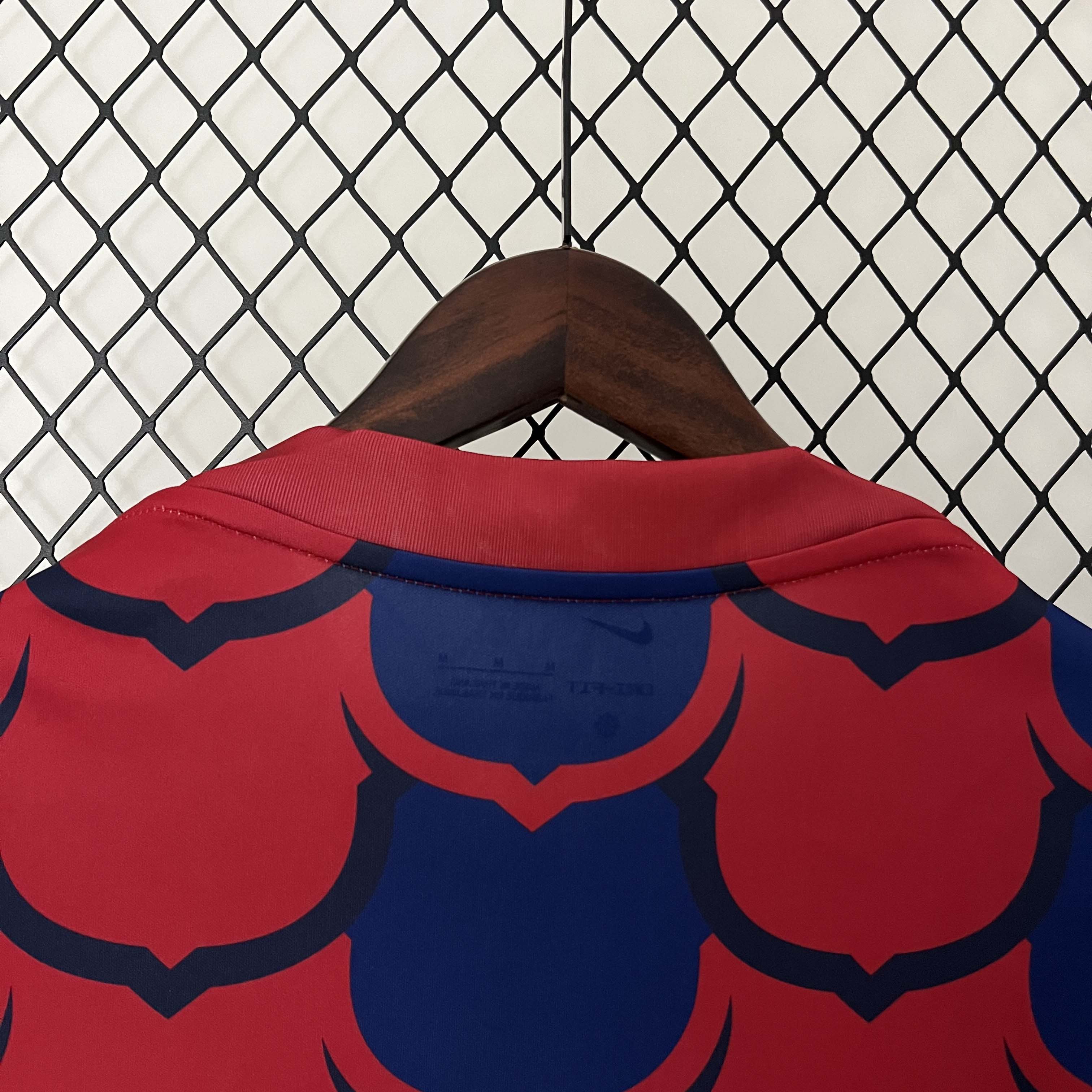 2024/2025 Barcelona Training Wear Red-blue Football Shirt 1:1 Thai Quality:football jersey mysite: unitedjerseyfootball 邓江浪:football