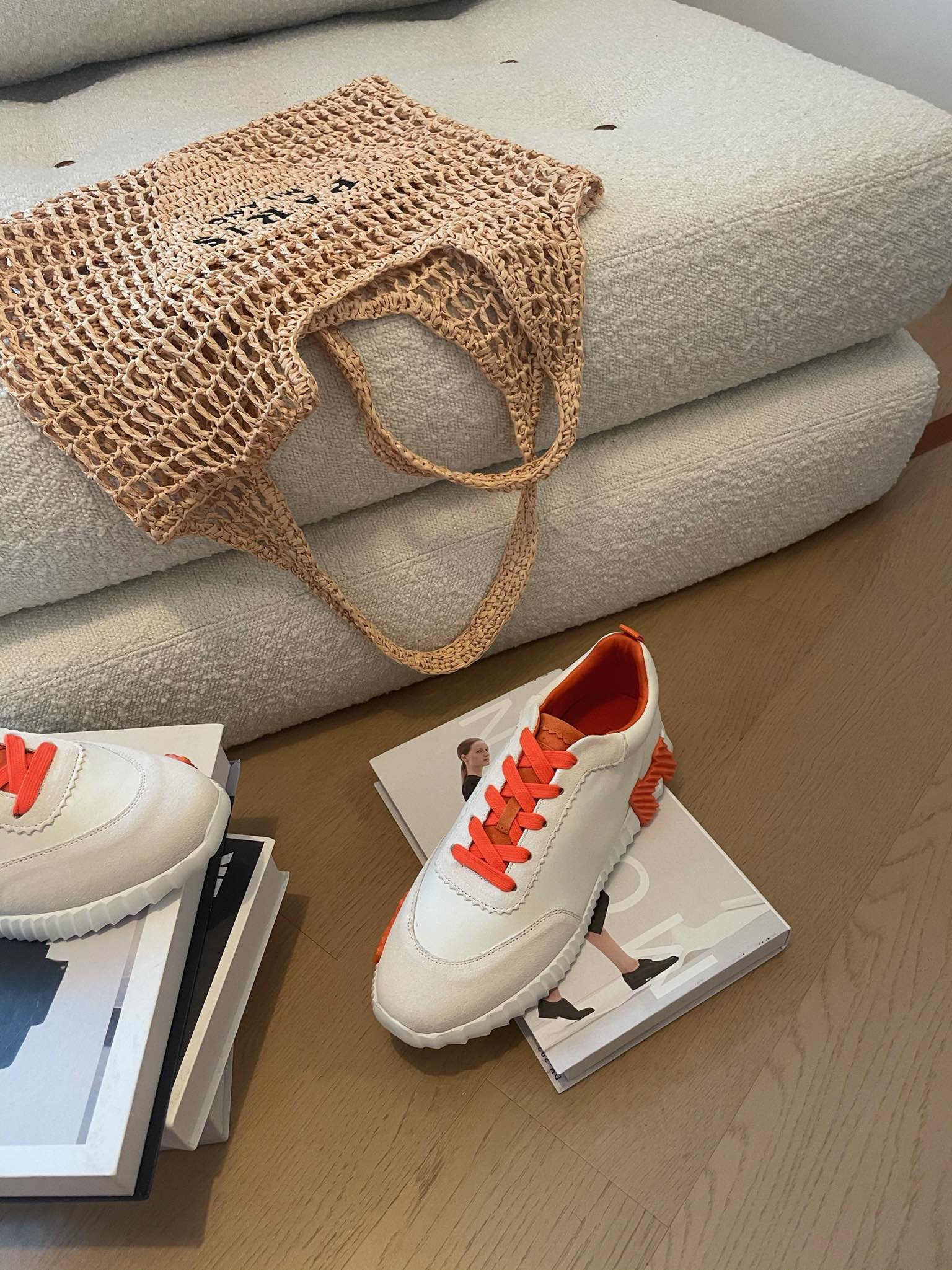 BOUNCING SNEAKERS WHITE CALFSKIN WITH ORANGE LACES、mysite、Cacoeks
