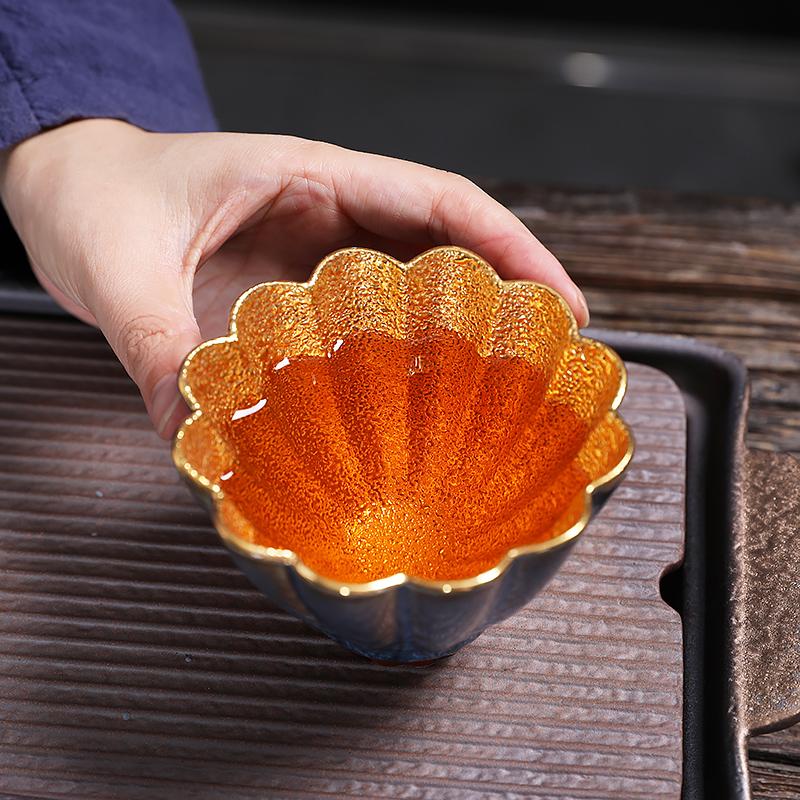 GEEK BAR-https://www.hot-toy.com/