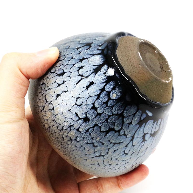 GEEK BAR-https://www.hot-toy.com/