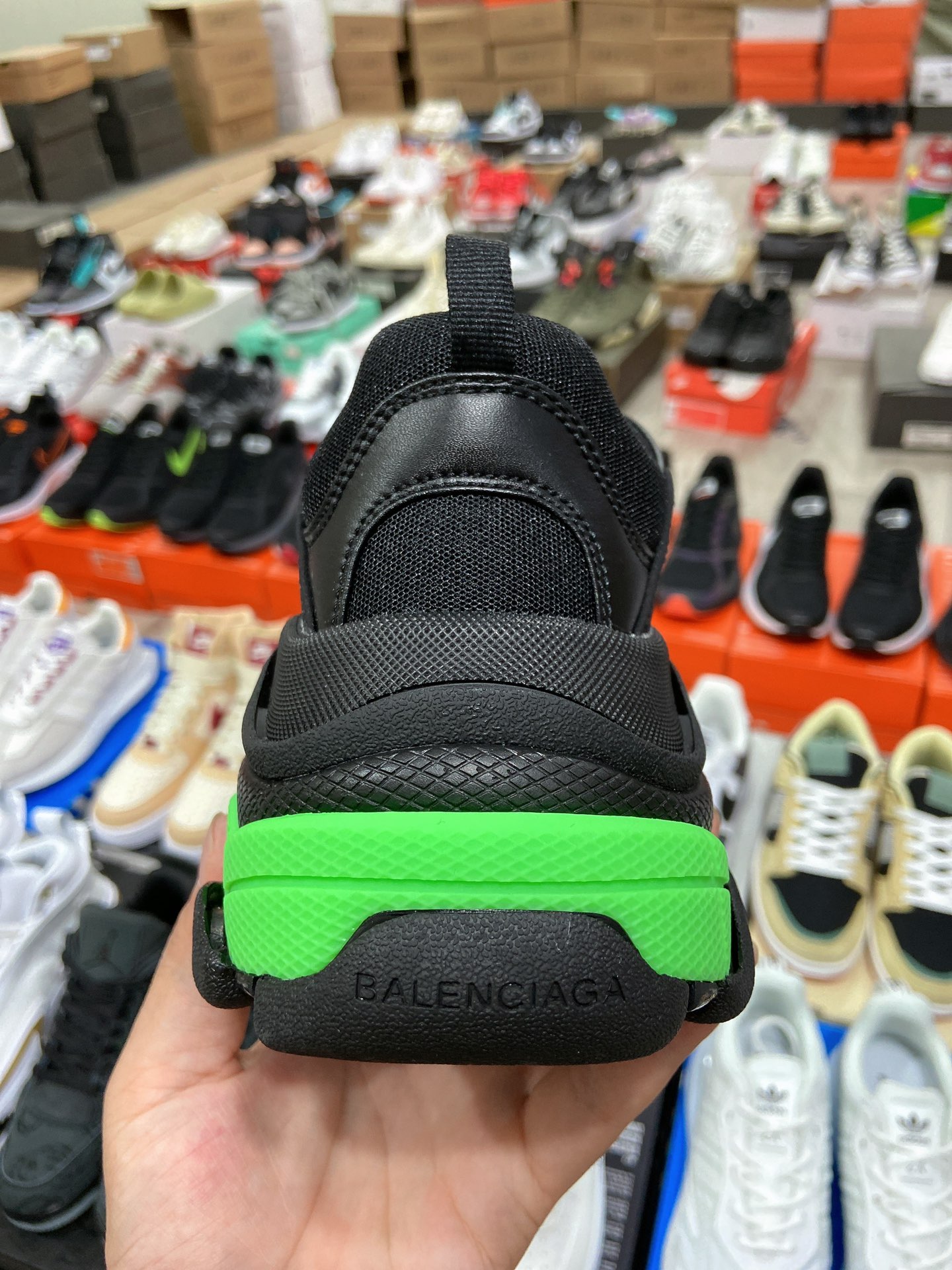 Balenciaga Triple S Sneaker in Black Glow Green、mysite、Cacoeks