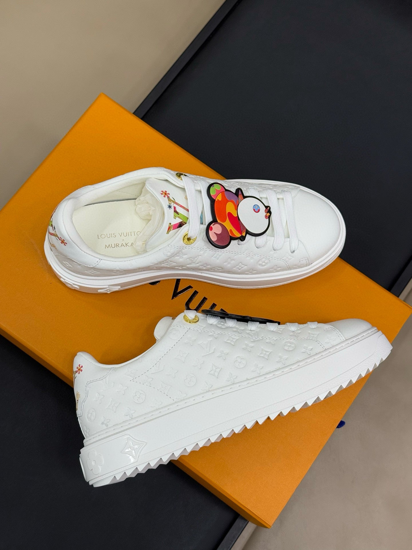 TIME OUT SNEAKER IN WHITE EMBOSSED MONOGRAM CALFSKIN、mysite、Cacoeks