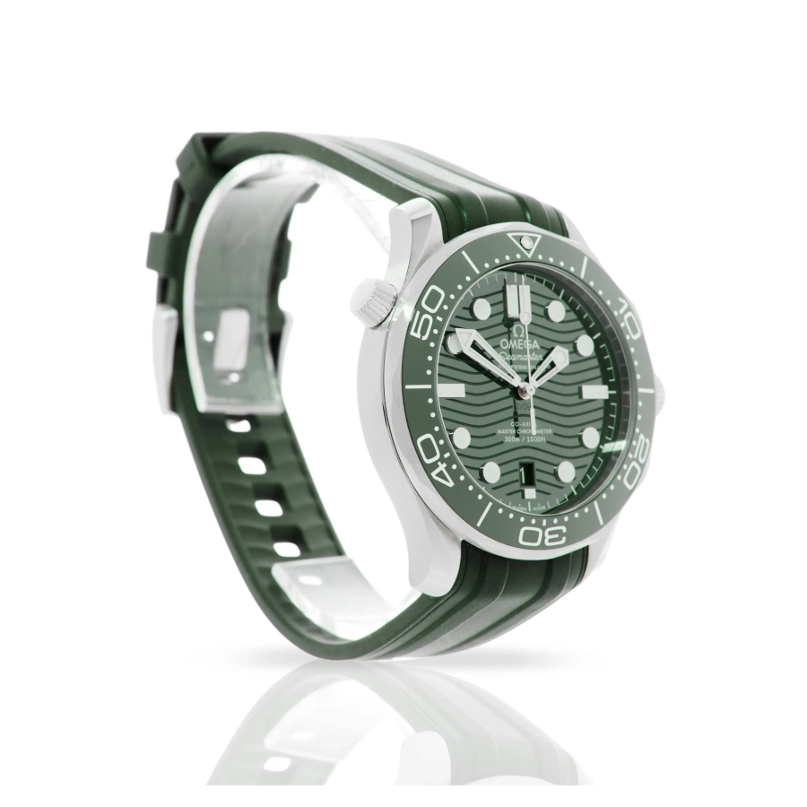 Omega Seamaster Diver 300M Green Replica1