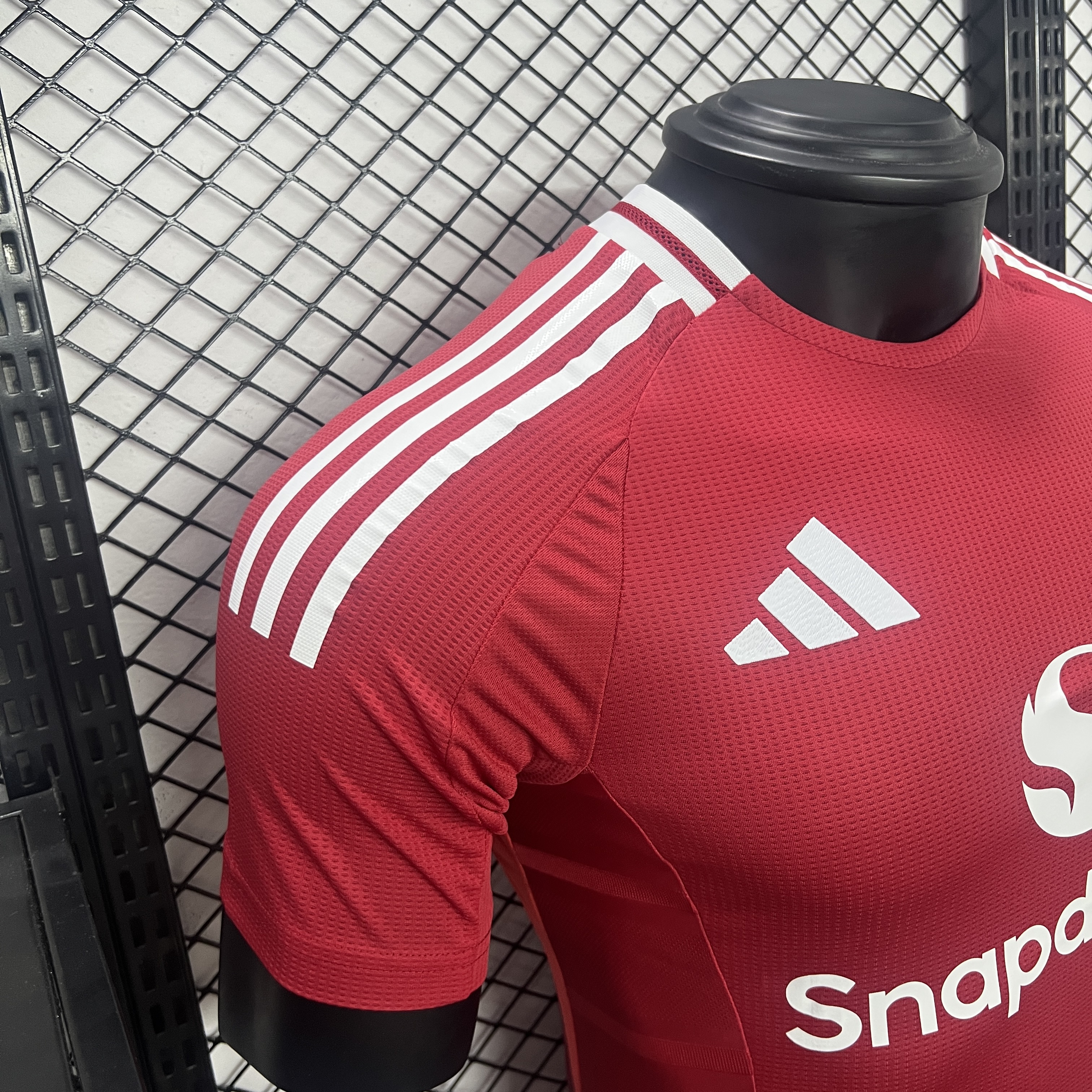 ManixJersey.com | Manchester United 24-25 Home Stadium Jersey - Player Version -Customize Name, Number and Patch | Worldwide Shipping