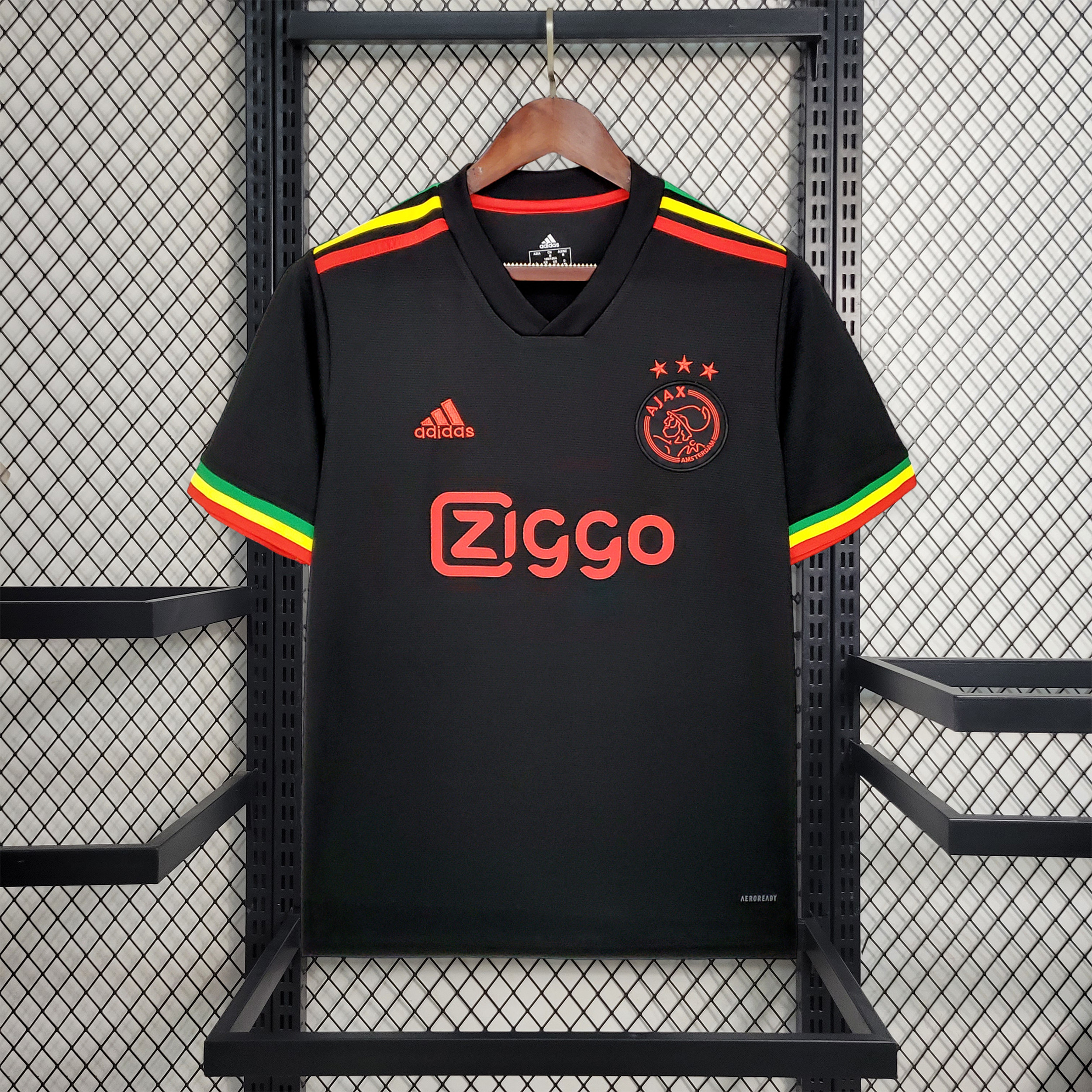 GlobeJersey-Retro Ajax 21-22 Third Jersey