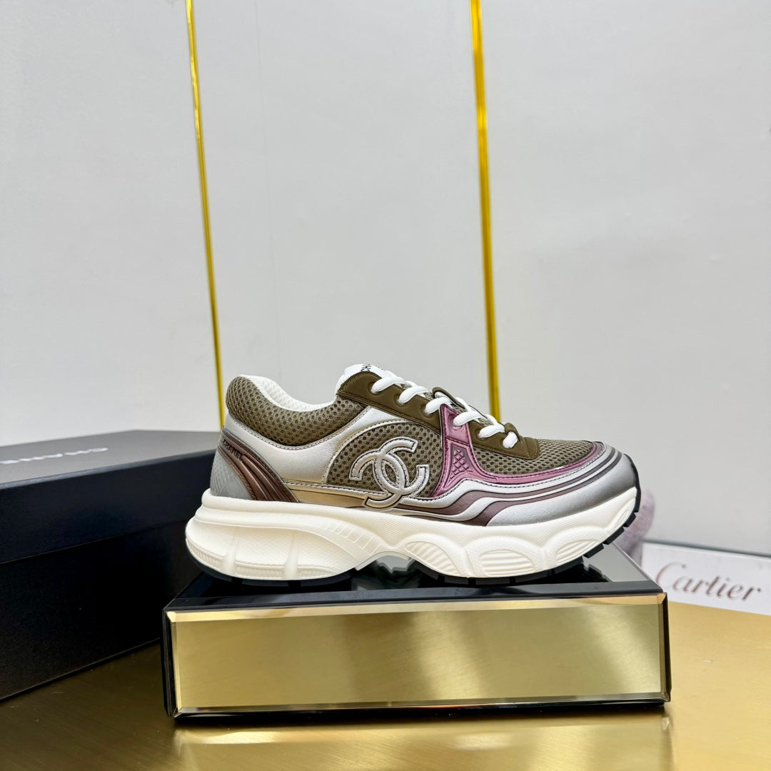 DAD SNEAKER IN COLORFUL CALFSKIN AND BREATHABLE MESH、mysite、Cacoeks