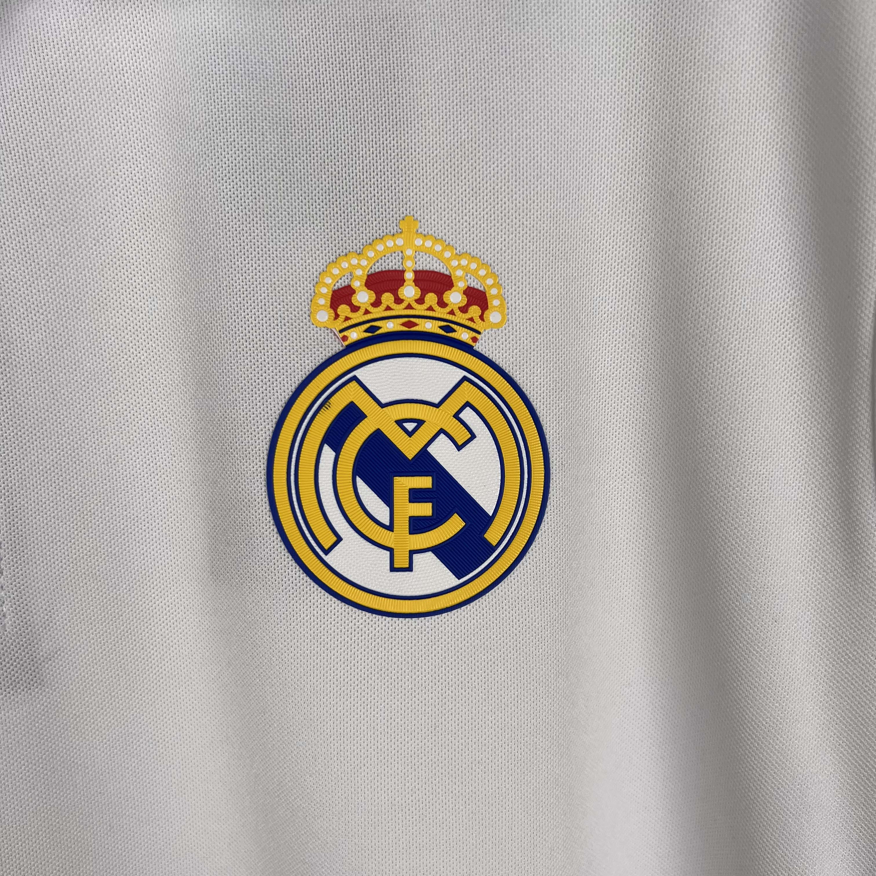 2016/2017 Retro Real Madrid Home Football Shirt1:1 Thai Quality:football jersey mysite: unitedjerseyfootball 邓江浪:football