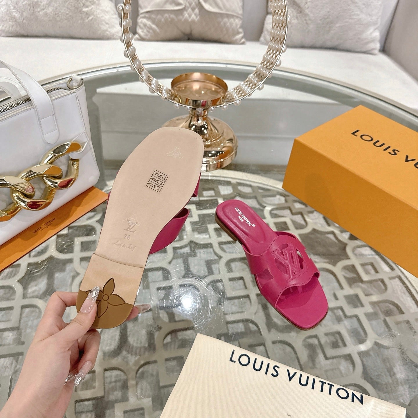 ISOLA FLAT SLIDE IN DARK PINK CALFSKIN、mysite、Cacoeks