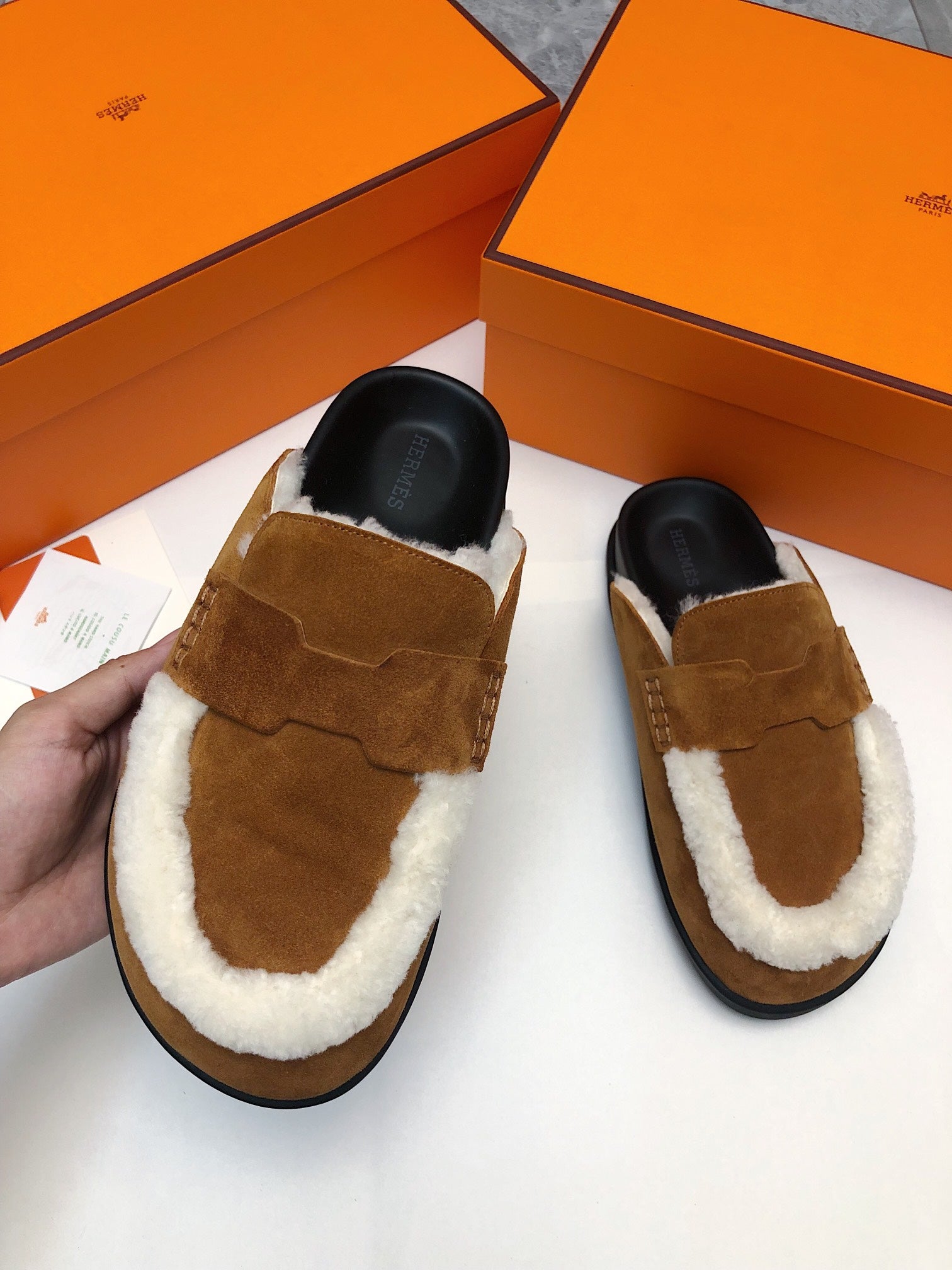 GO MULE IN BRONZE BROWN SUEDE ATTACH WHITE FLEECE、mysite、Cacoeks