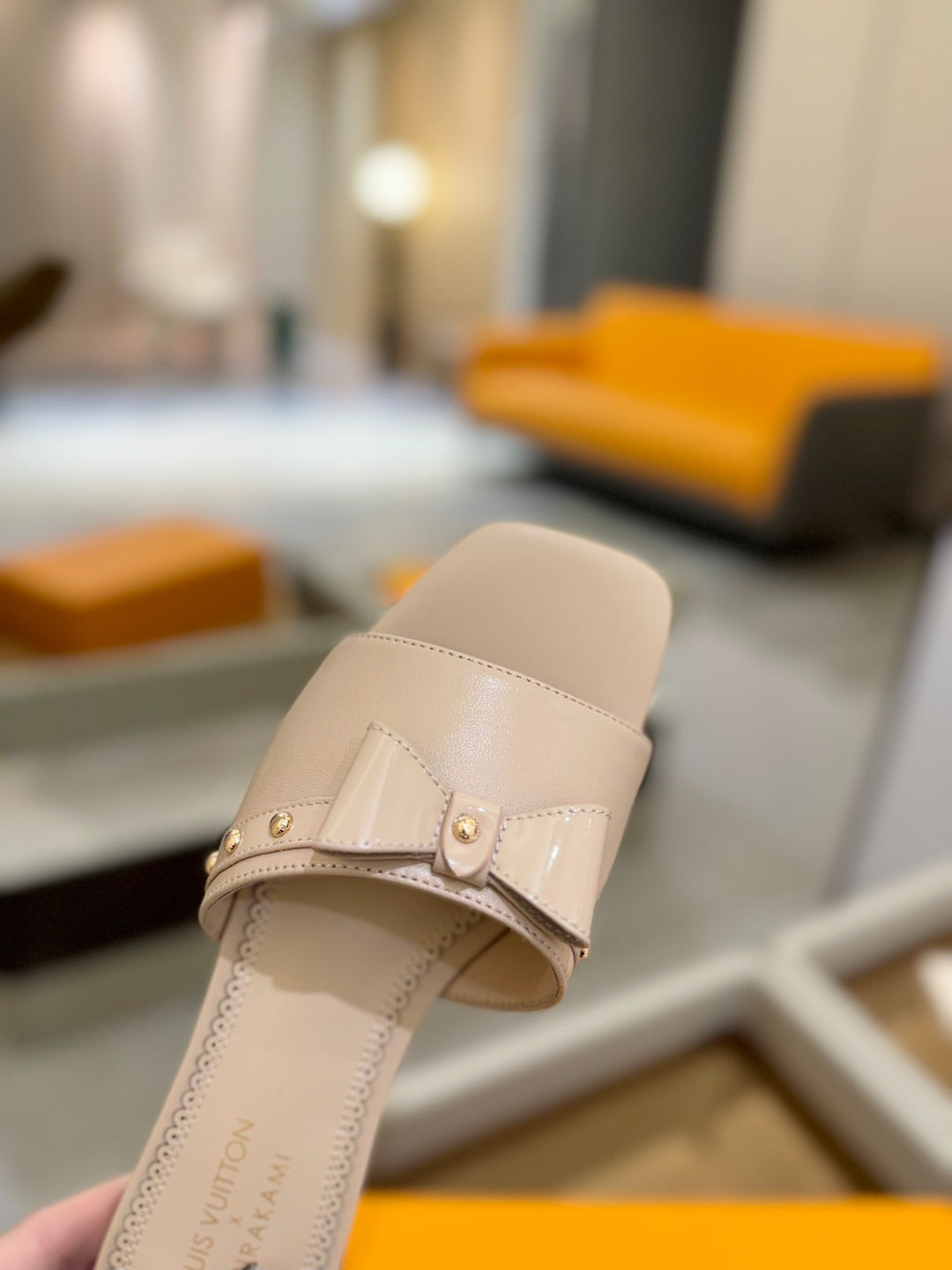 LV X TM 6AM FLAT MULE IN LINEN TAN CALFSKIN、mysite、Cacoeks