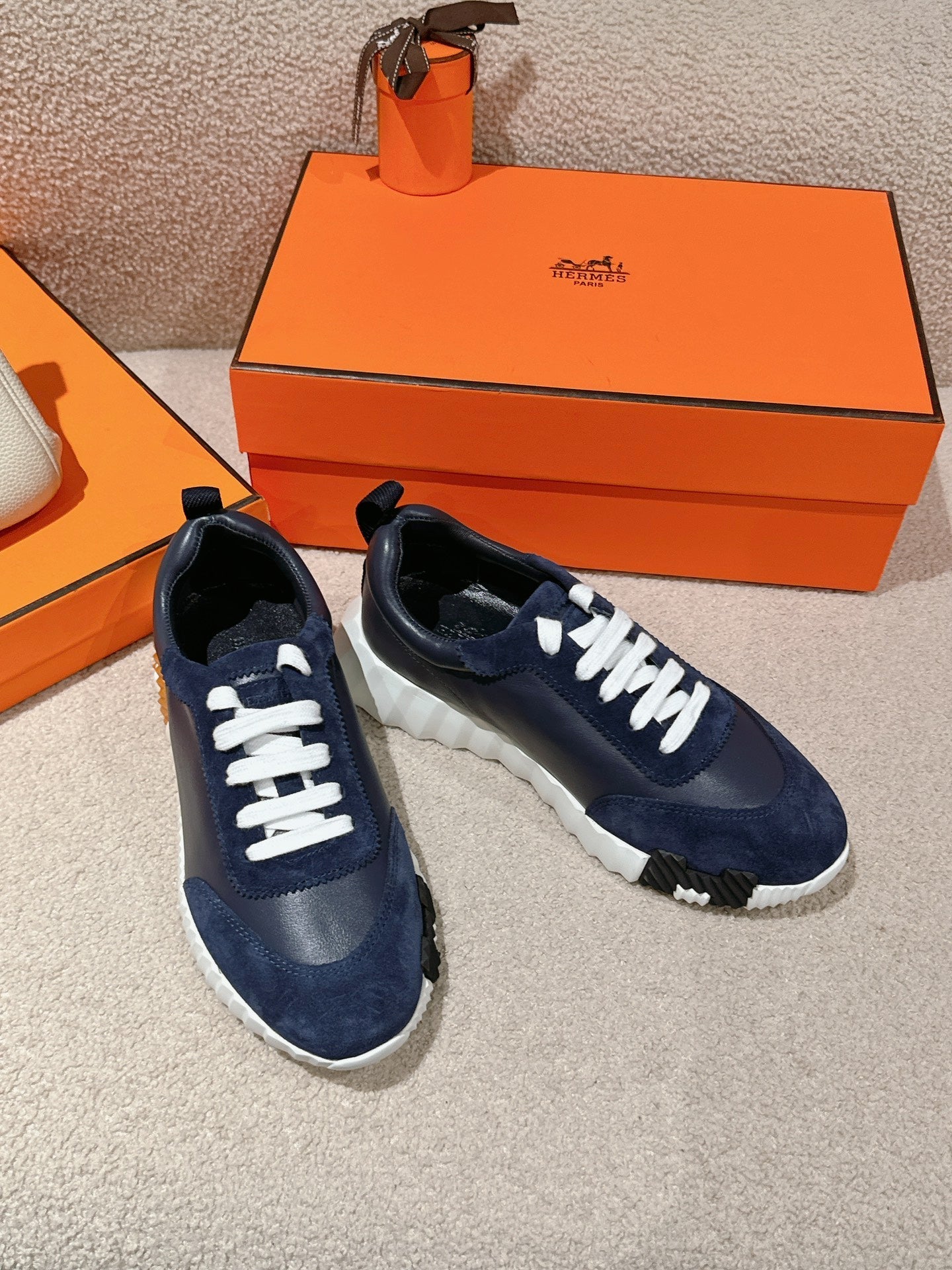 MAINLAND SNEAKER IN NAVY BLUE SUEDE AND CALFSKIN 959296、mysite、Cacoeks