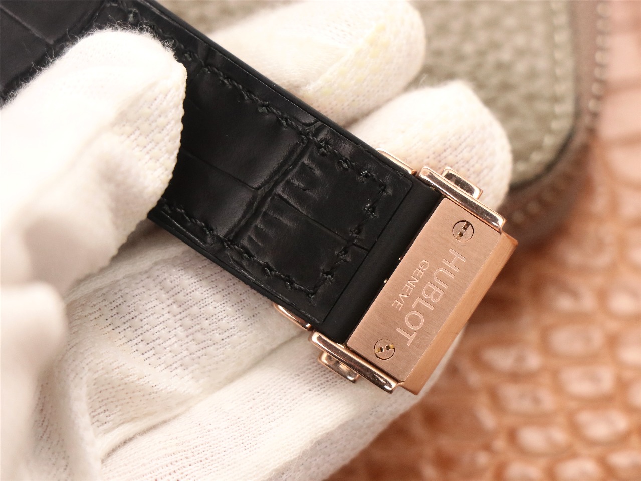 Hublot Classic Fusion Skeleton Tourbillon 505.OX.0180.LR 45mm-fasswatch