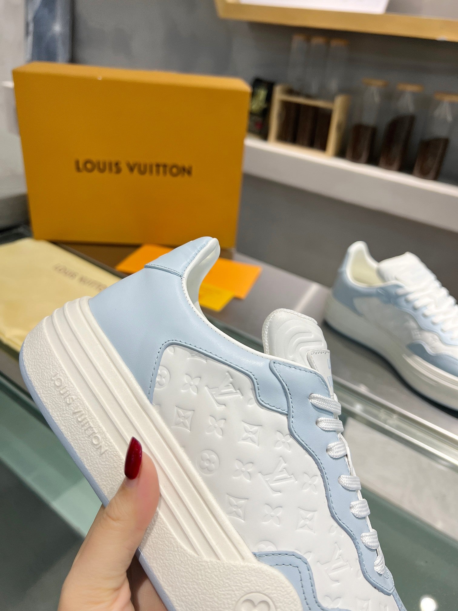 LV WOMEN GROOVY PLATFORM IN WHITE MIX LIGHT BLUE EMBOSSED CALFSKIN、mysite、Cacoeks