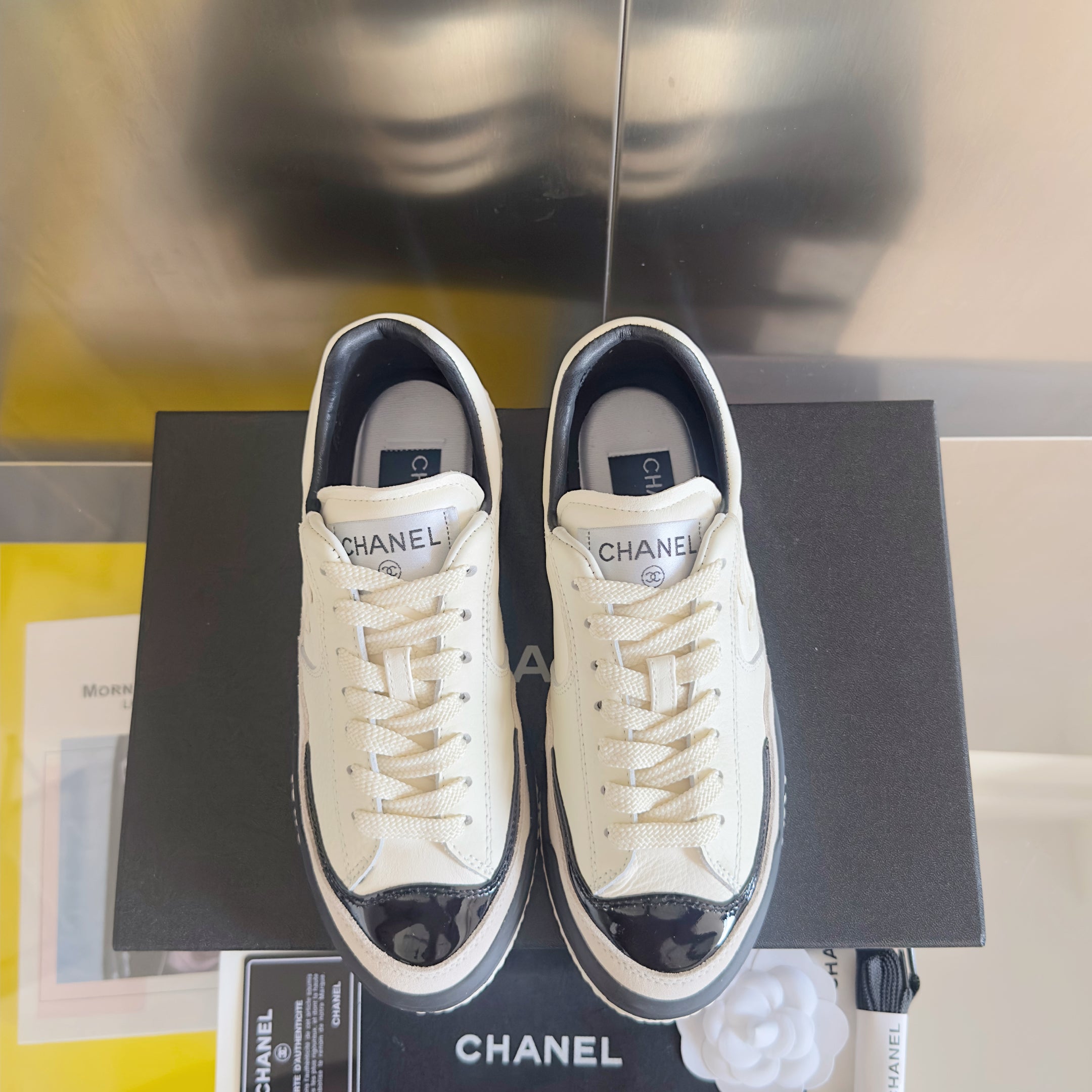 CHANEL 25S SNEAKERS WITH PATENT TOE 20MM IN WHITE CALFSKIN、mysite、Cacoeks