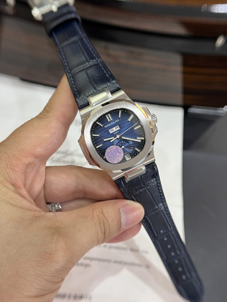Đồng Hồ Patek Philippe 5726G Dây Da Màu Xanh GRF 40 (1)