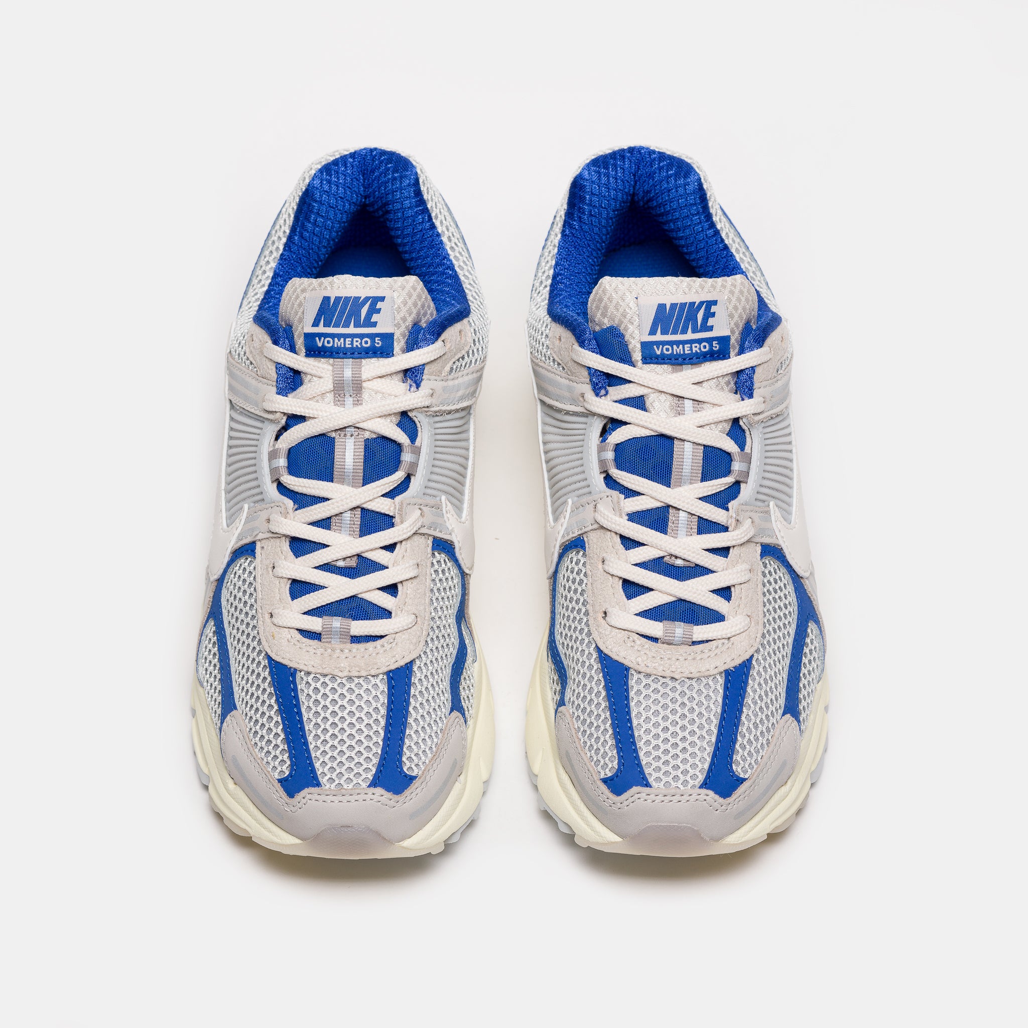 Zoom Vomero 5 Sneaker in Game Royal/Pale Ivory/Coconut Milk