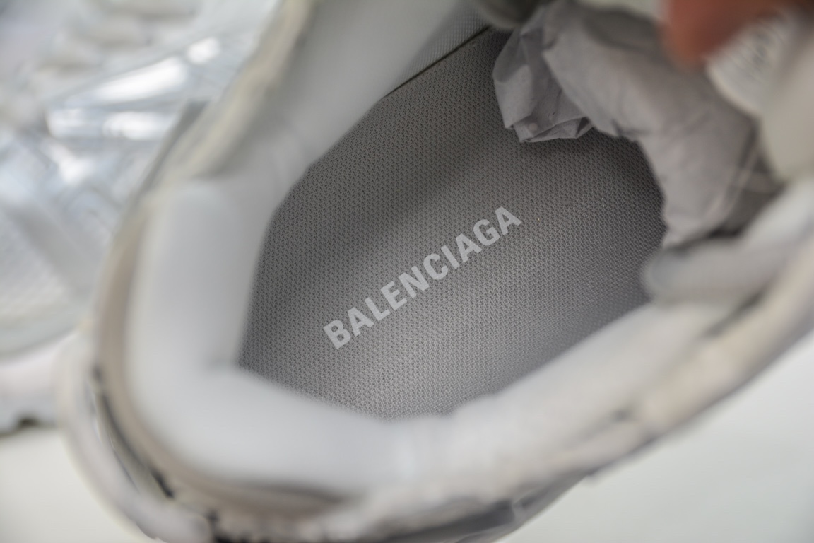 Balenciaga Runner Trainer in Off White、mysite、Cacoeks