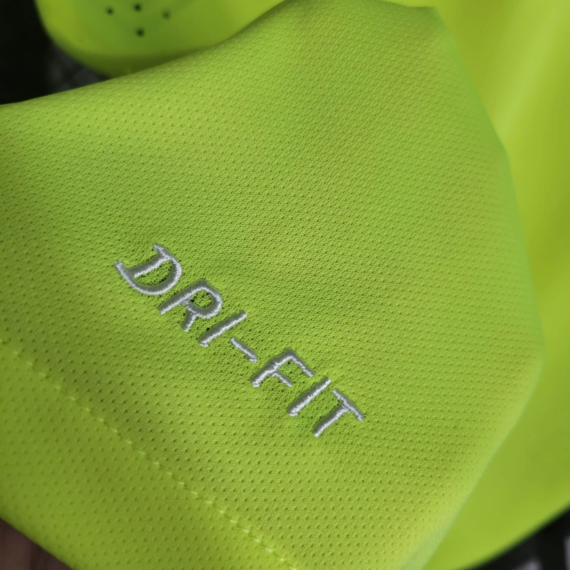 Higojerseys-Retro Barcelona 14-15 Third Jersey