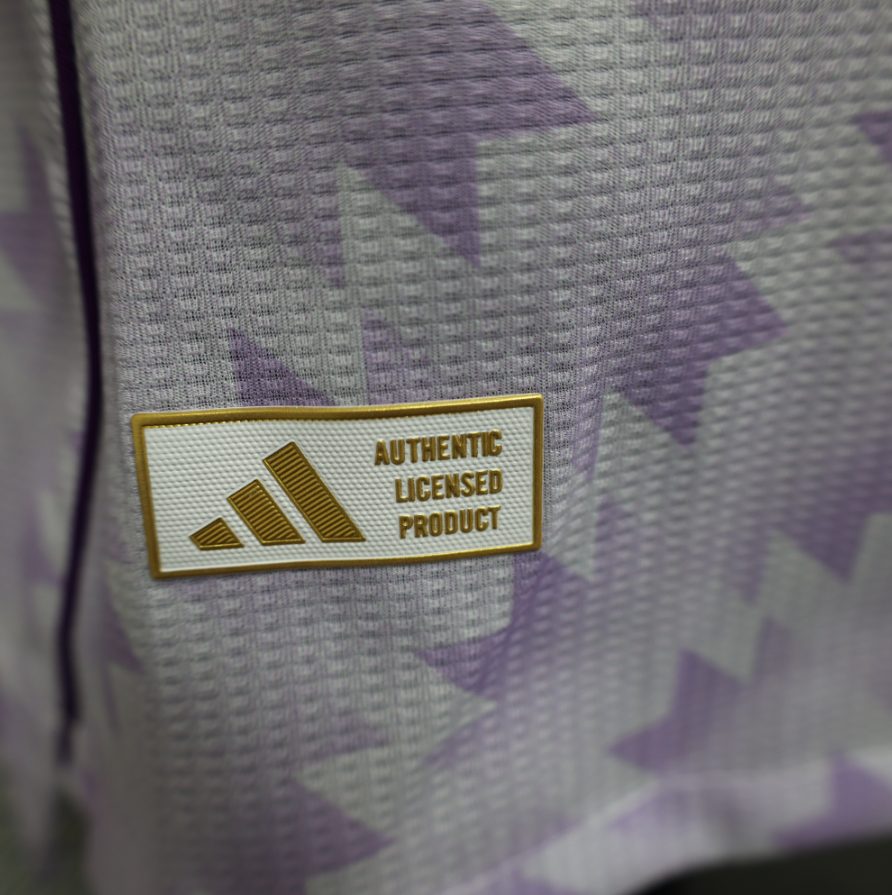 25-26 Manchester United Special soccer jersey- player Version: Ajax 24-25 Home Stadium Jersey - Fans Version mysite: Adidas luxuryfootballshirts.com: https://www.luxuryfootballshirts.com/