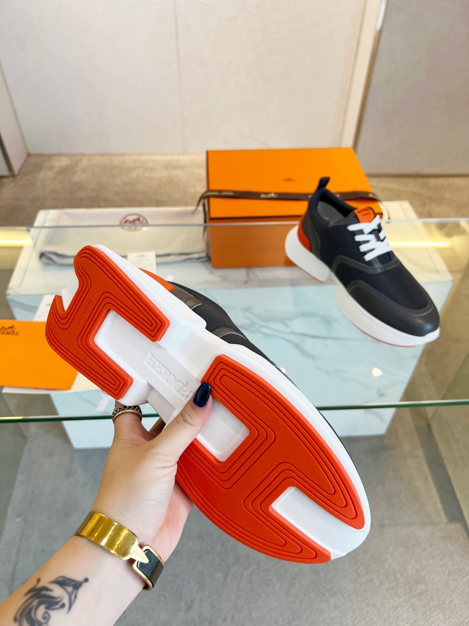 GIGA SNEAKER BLACK CALFSKIN BLACK SOLE、mysite、Cacoeks