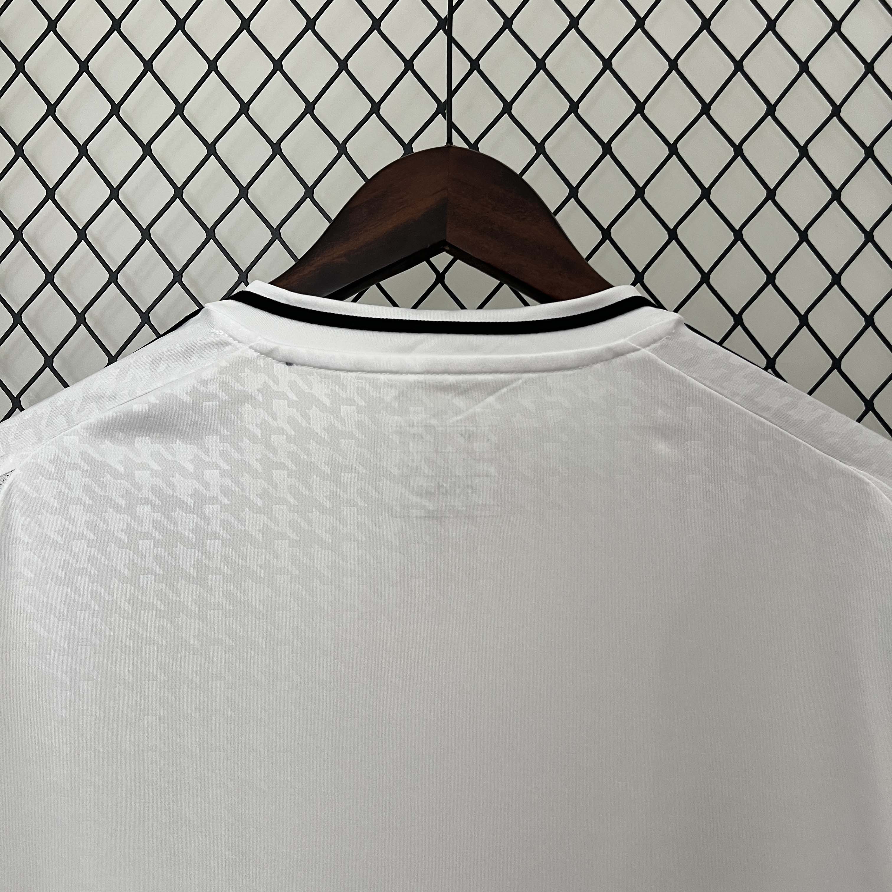 2024/2025 Real Madrid Home Football Shirt 1:1 Thai Quality:football jersey mysite: unitedjerseyfootball 邓江浪:football